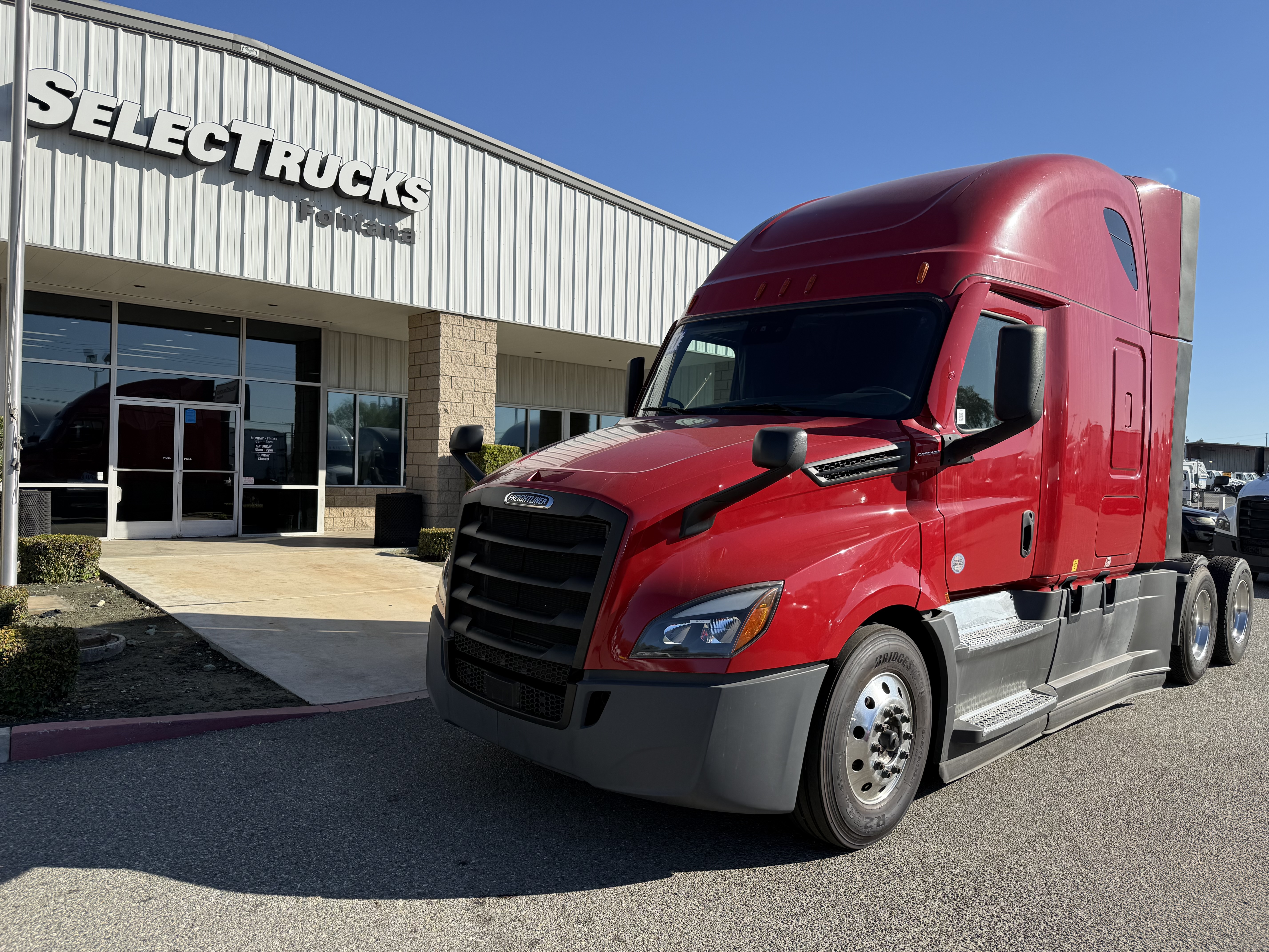 2021 Freightliner Cascadia in Fontana, CA