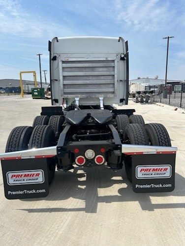 2019 Freightliner Cascadia 125" Sleeper Cab photo 4