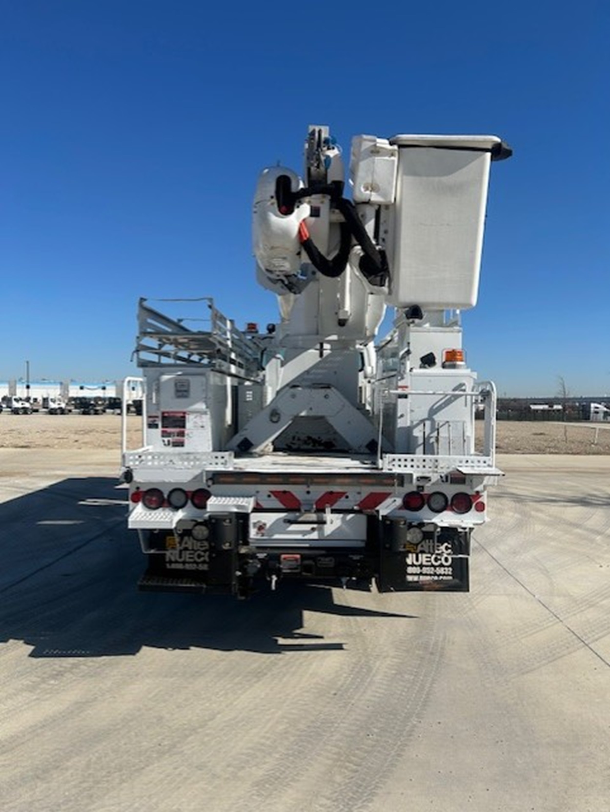 2020 Freightliner eM2 in Fort Worth, TX — photo 4