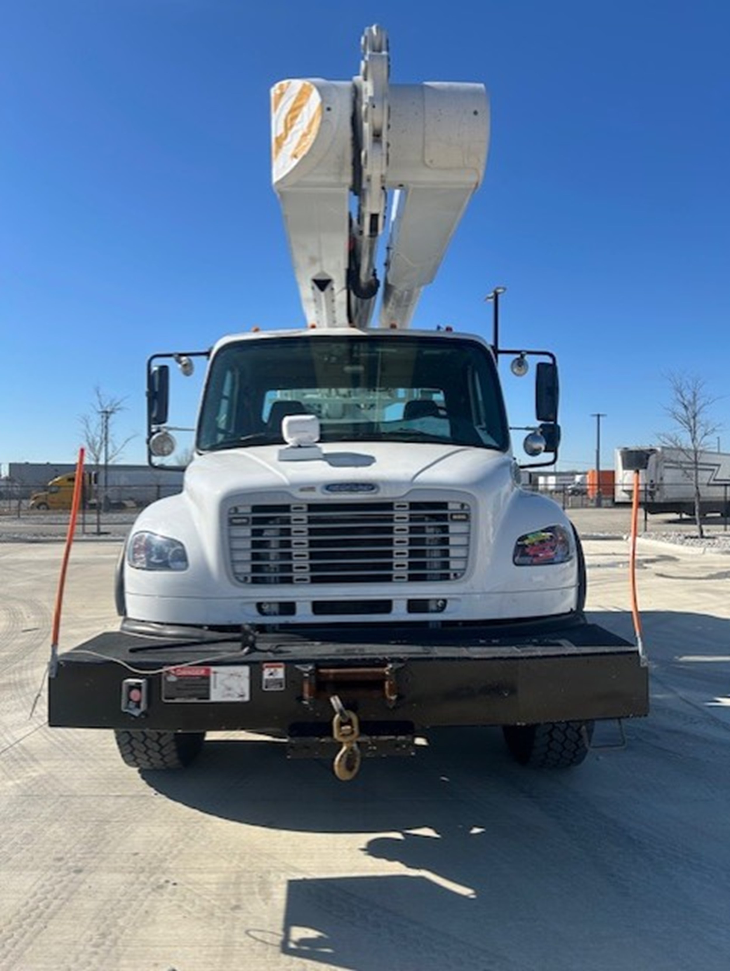 2020 Freightliner eM2 in Fort Worth, TX — photo 5