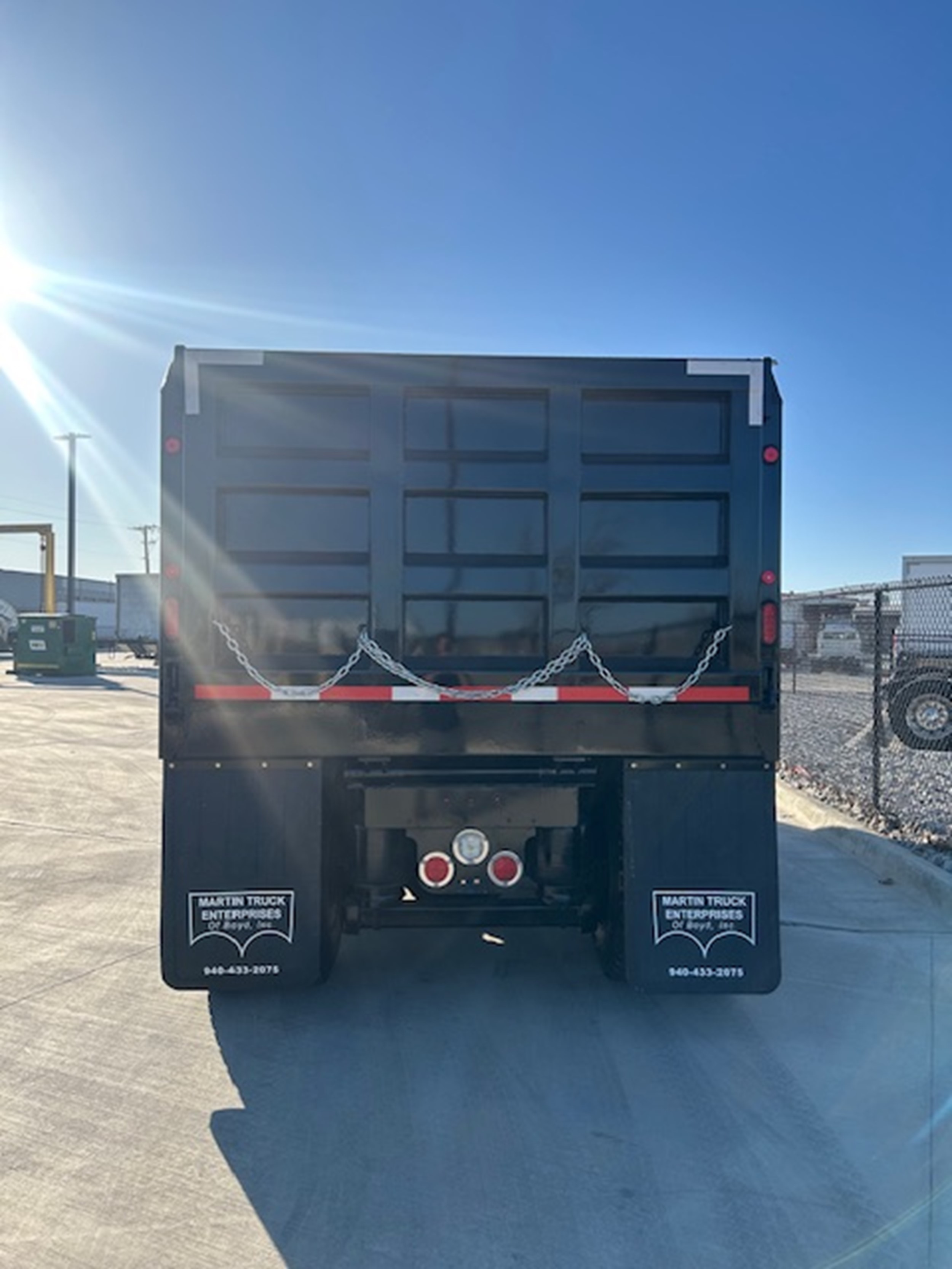 2021 Freightliner 122SD in Fort Worth, TX — photo 4