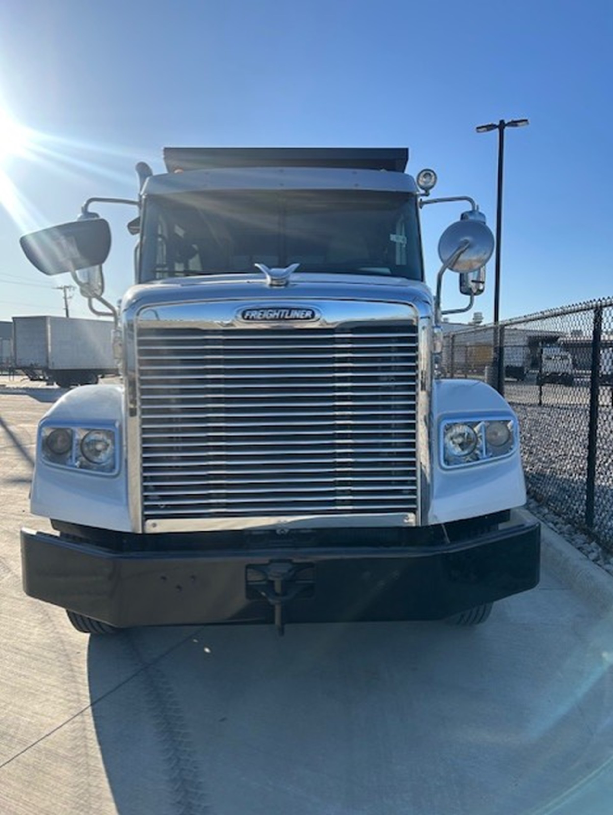 2021 Freightliner 122SD in Fort Worth, TX — photo 5