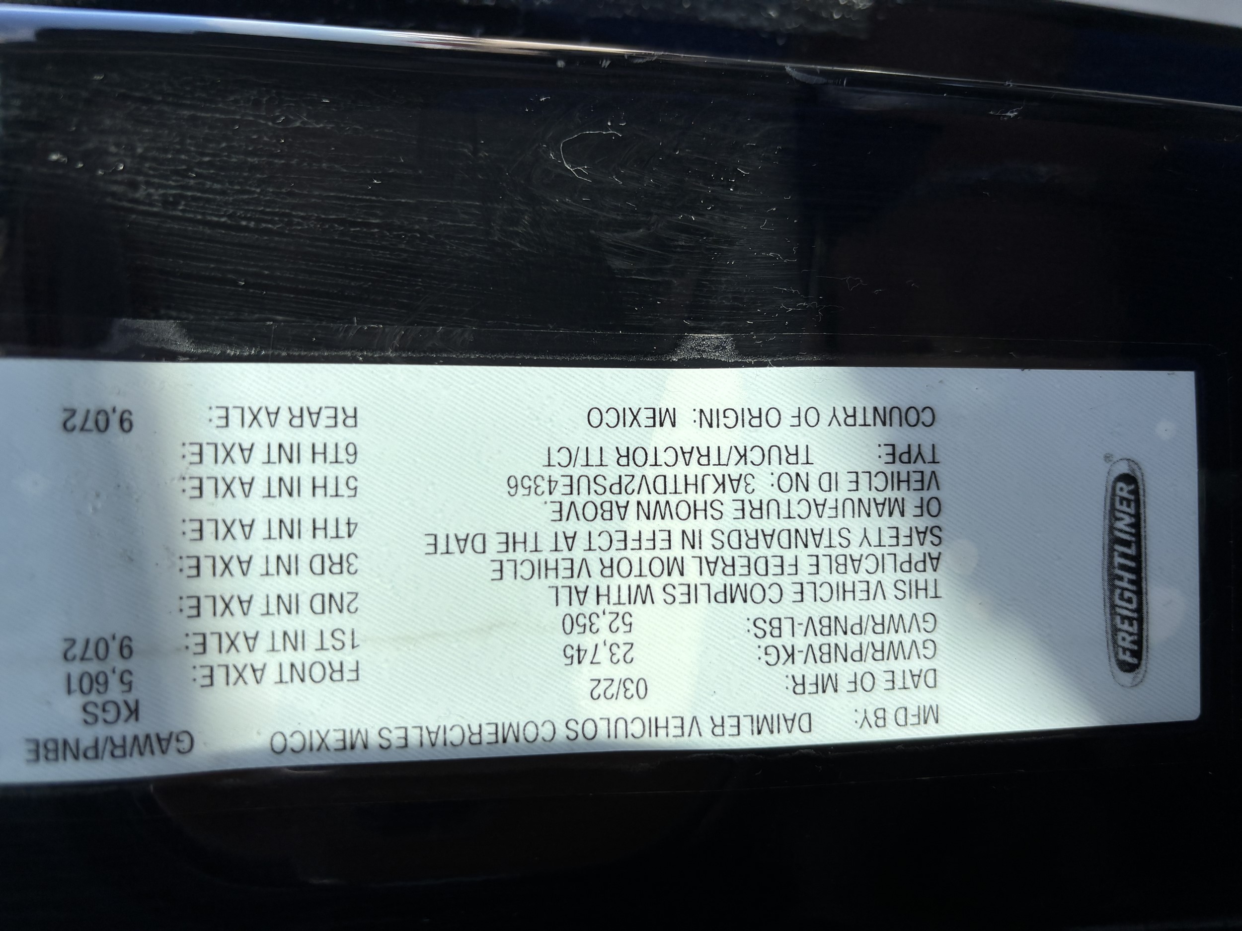 2023 Freightliner Cascadia — photo 3