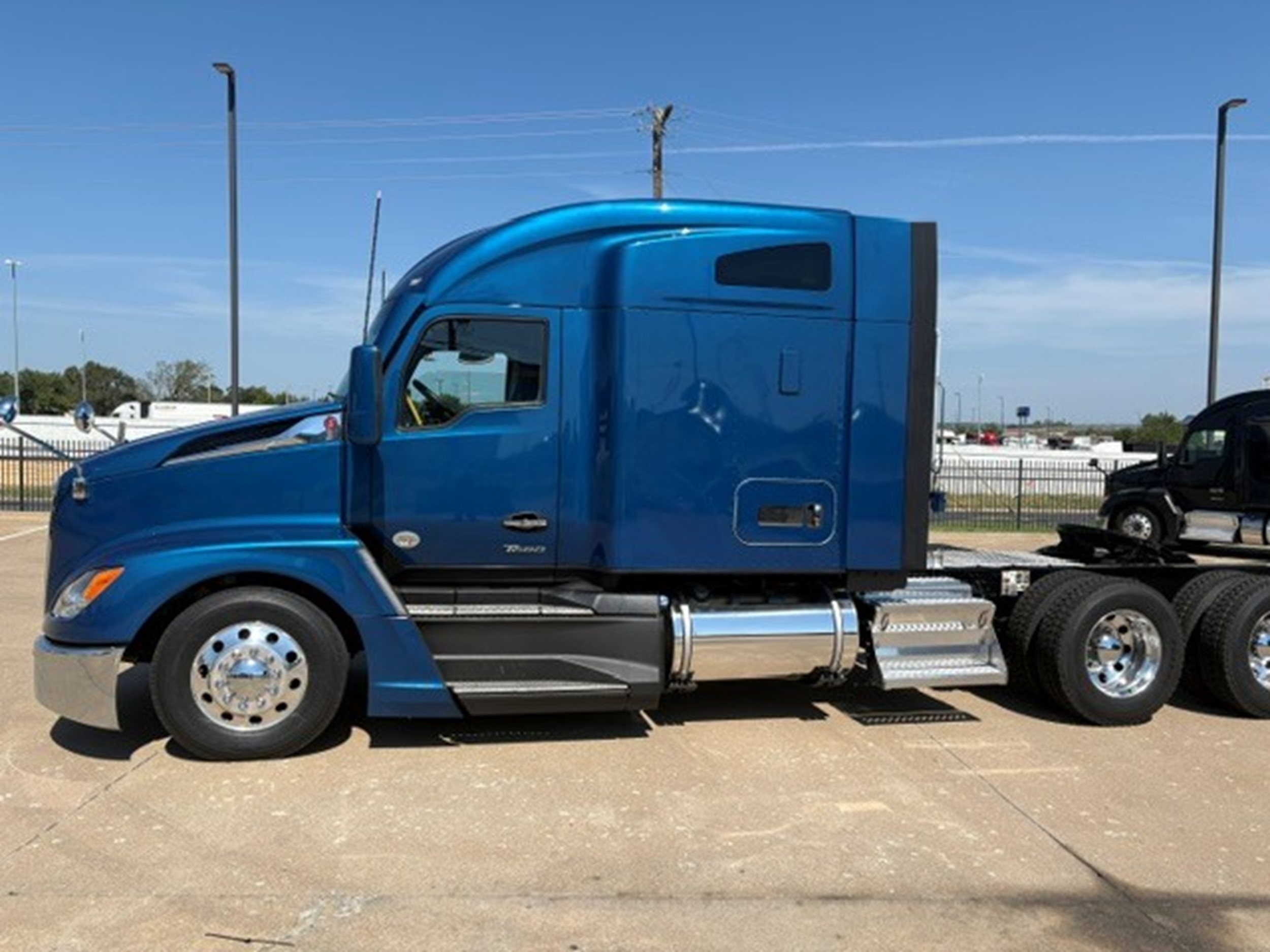 2023 Kenworth — photo 2