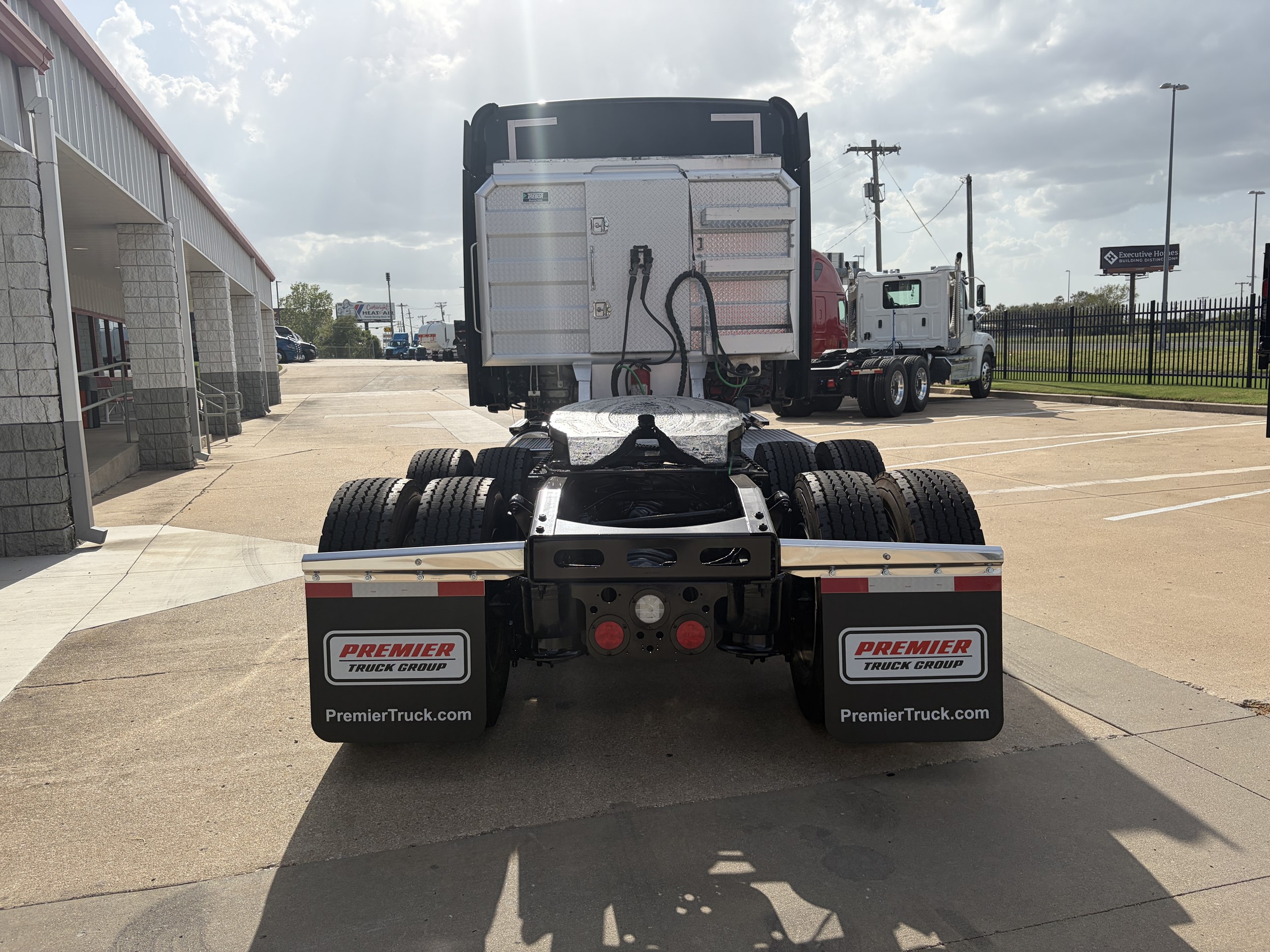 2023 Freightliner — photo 6