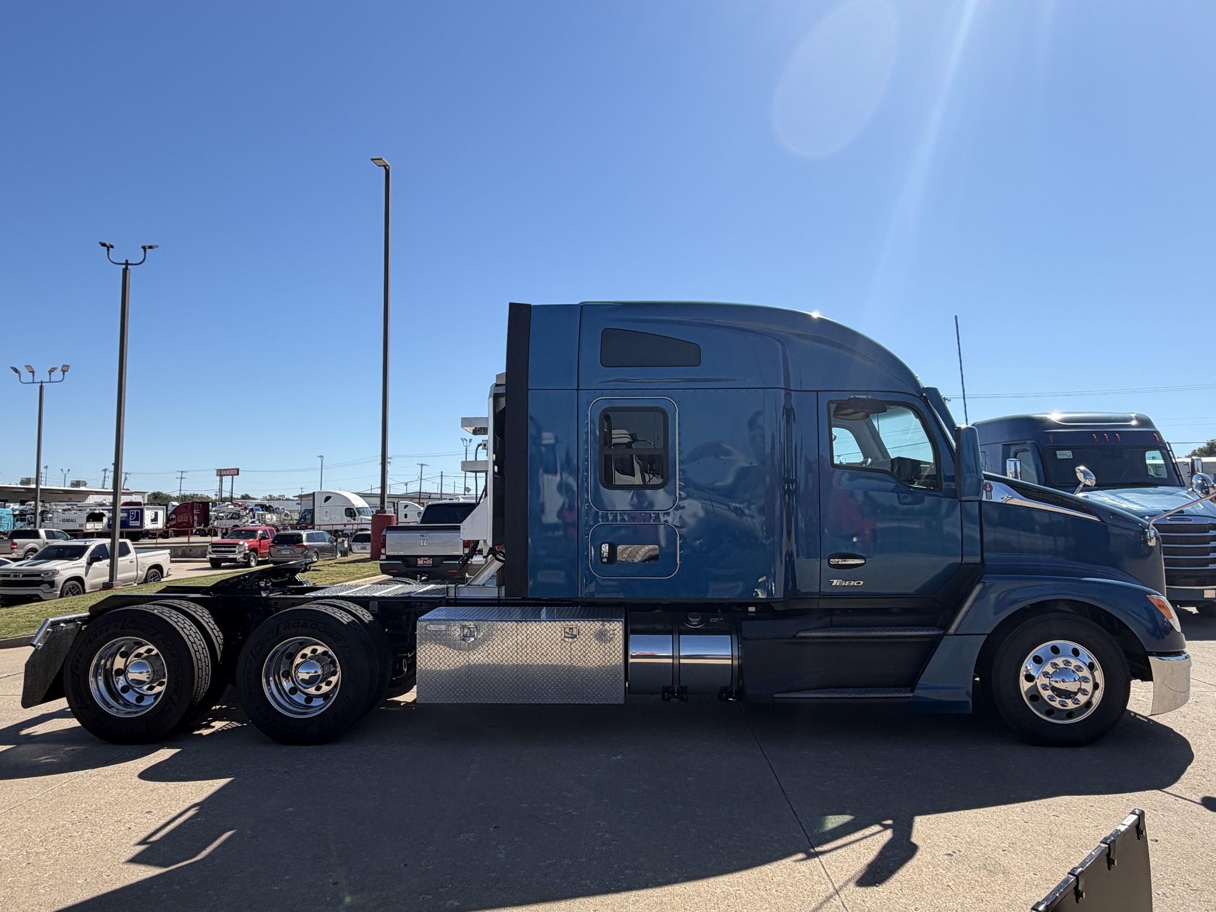 2023 Kenworth — photo 4