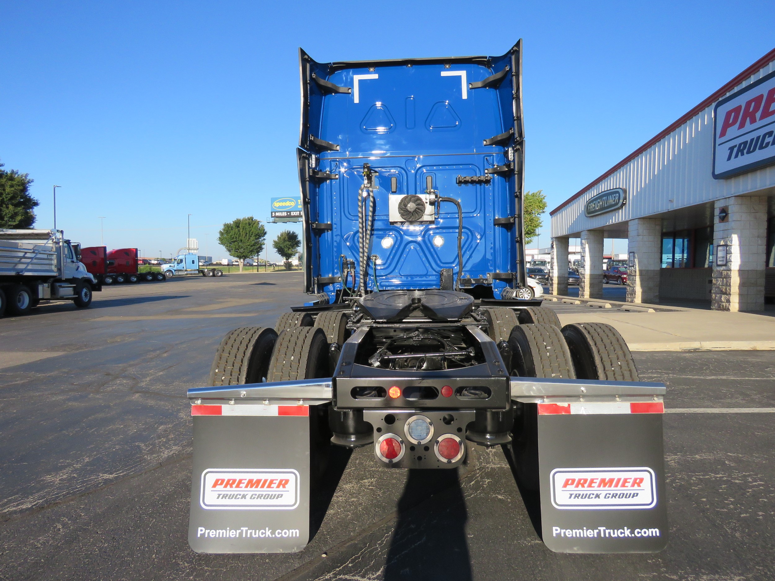 2024 Freightliner — photo 5