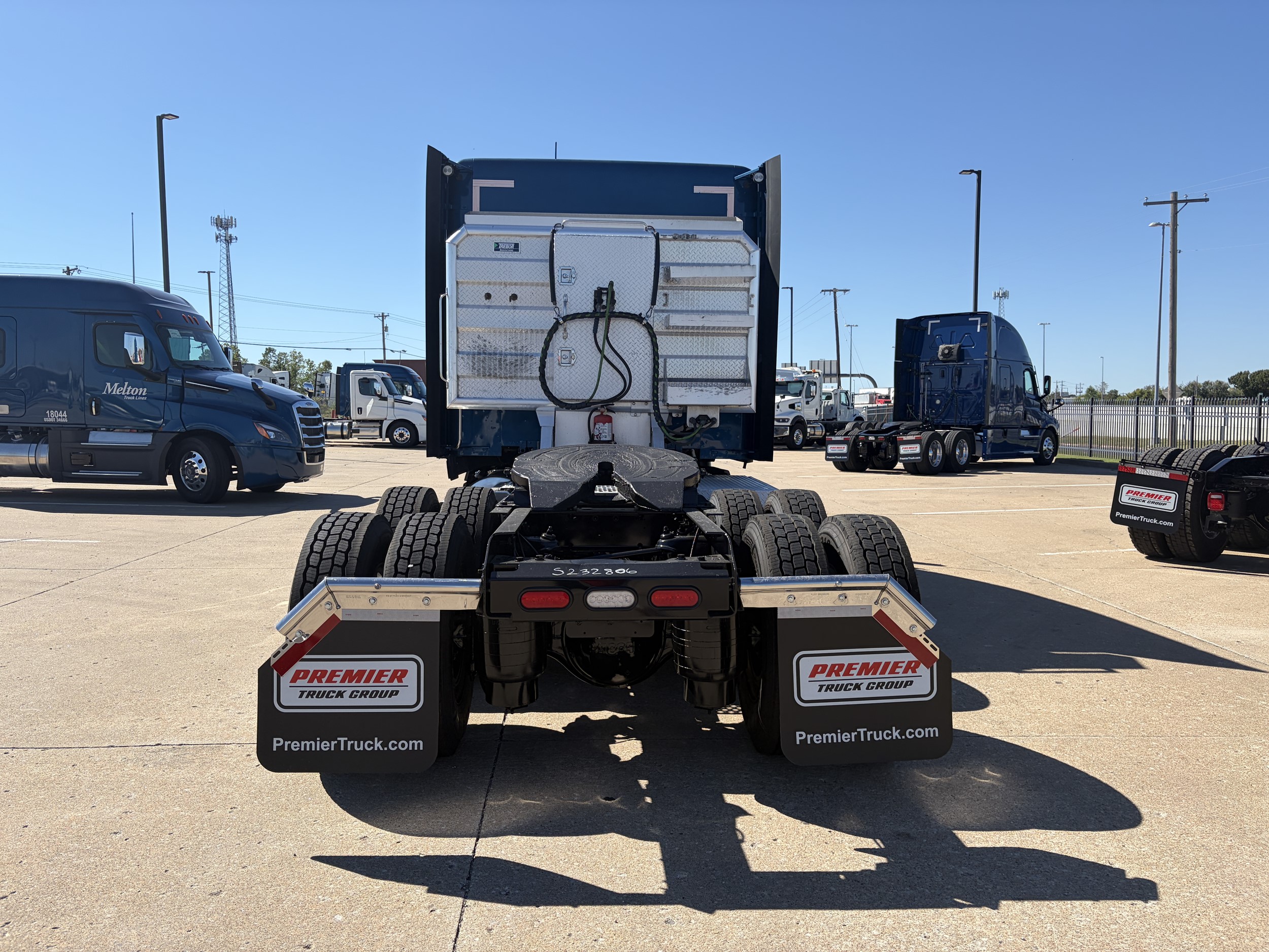 2023 Kenworth — photo 6