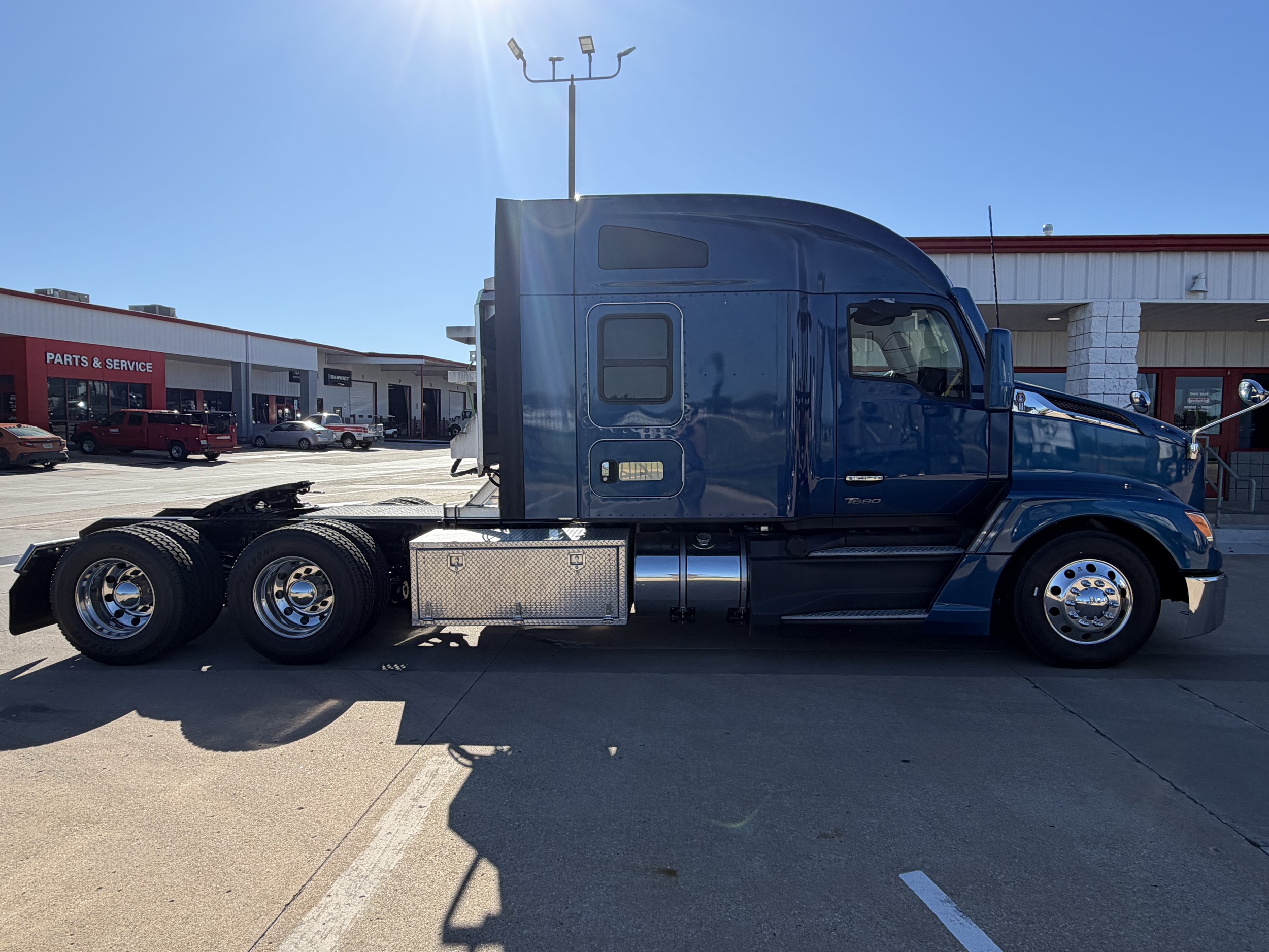 2023 Kenworth — photo 4