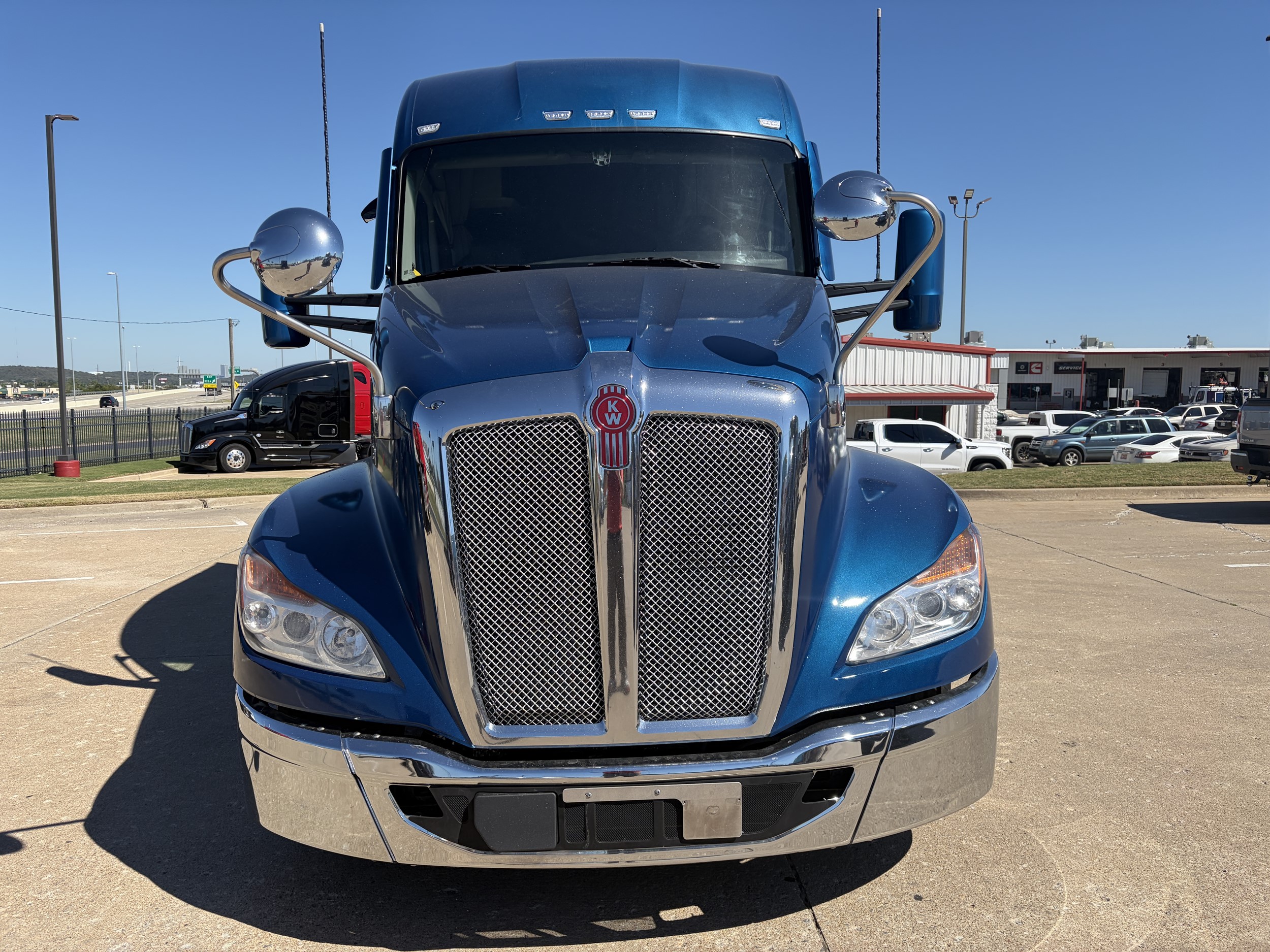 2023 Kenworth — photo 2