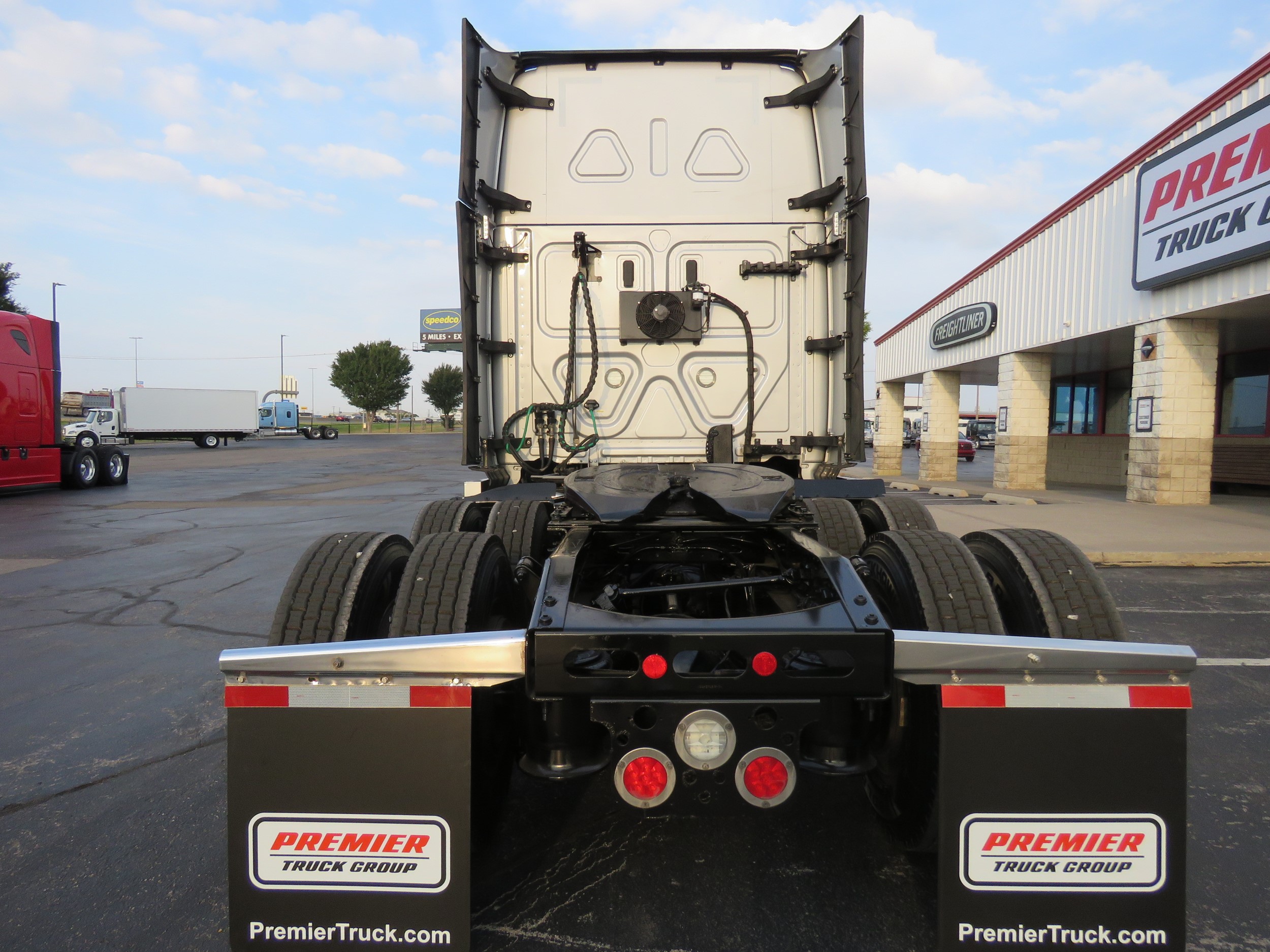 2023 Freightliner — photo 5