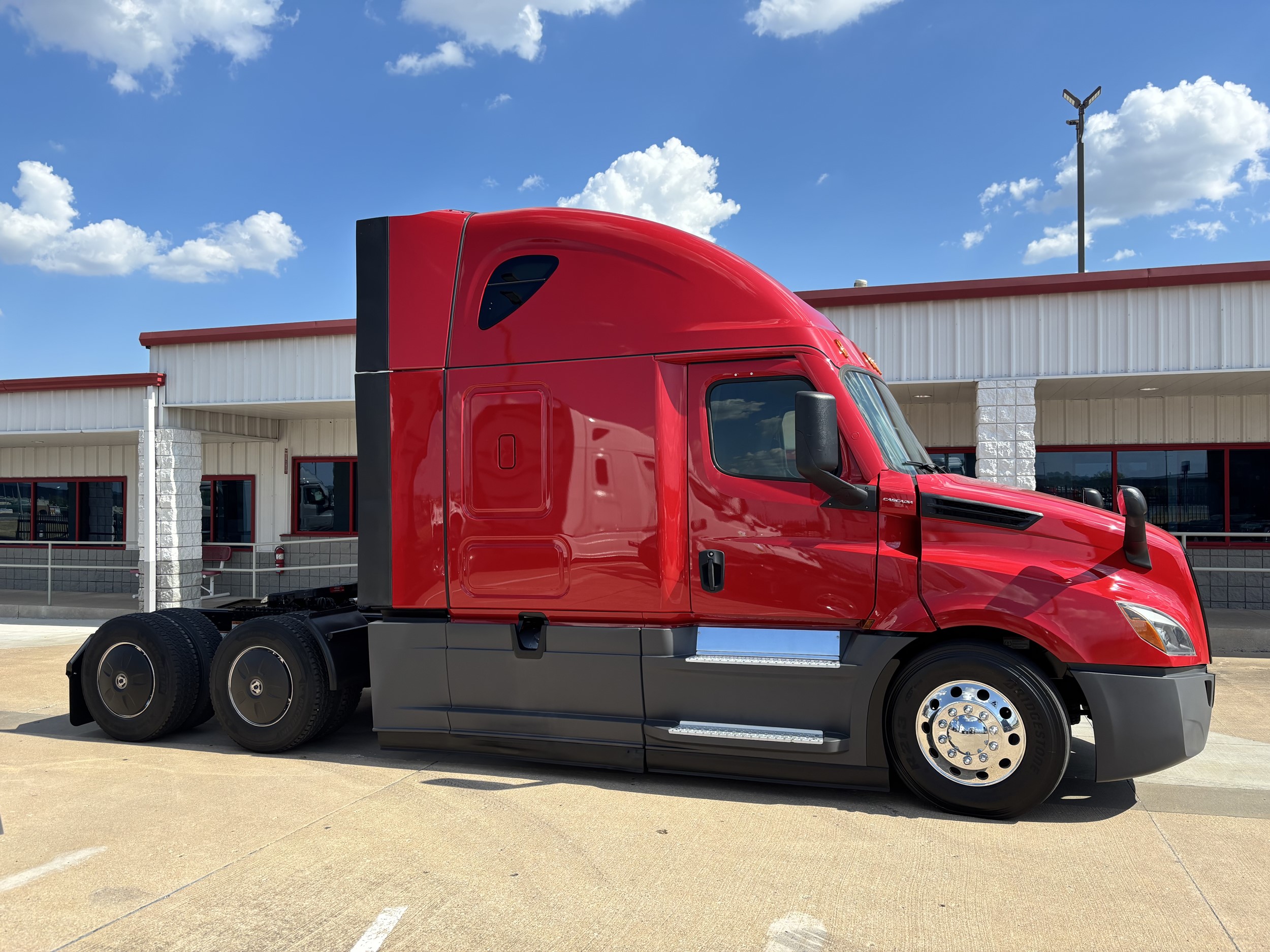 2023 Freightliner — photo 5