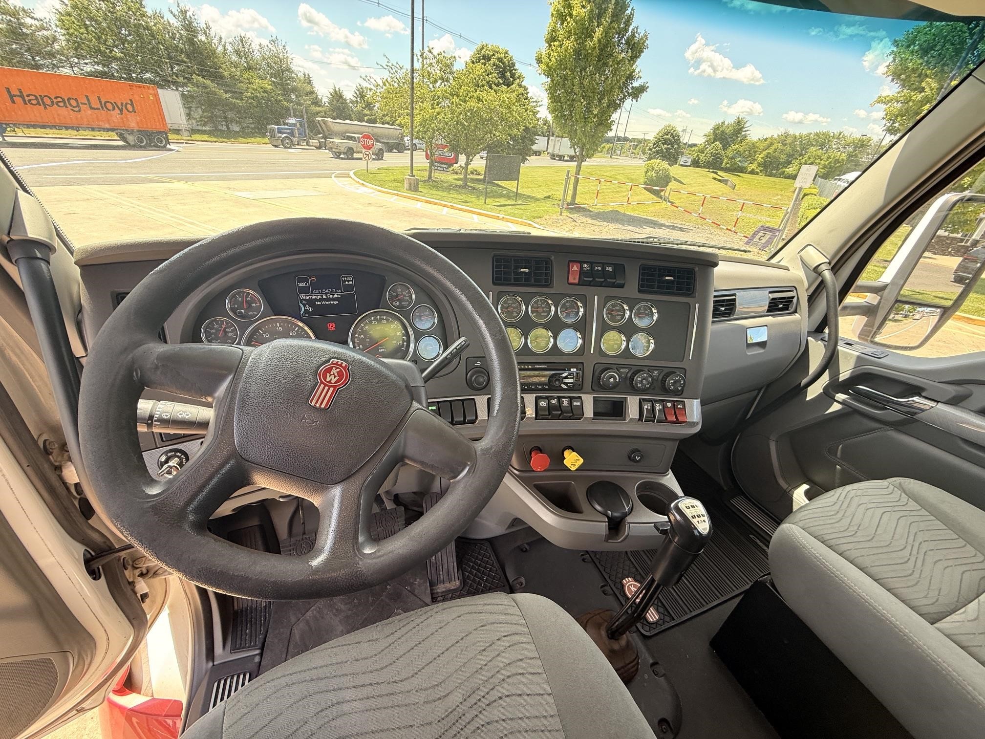2015 Kenworth T880 — photo 8