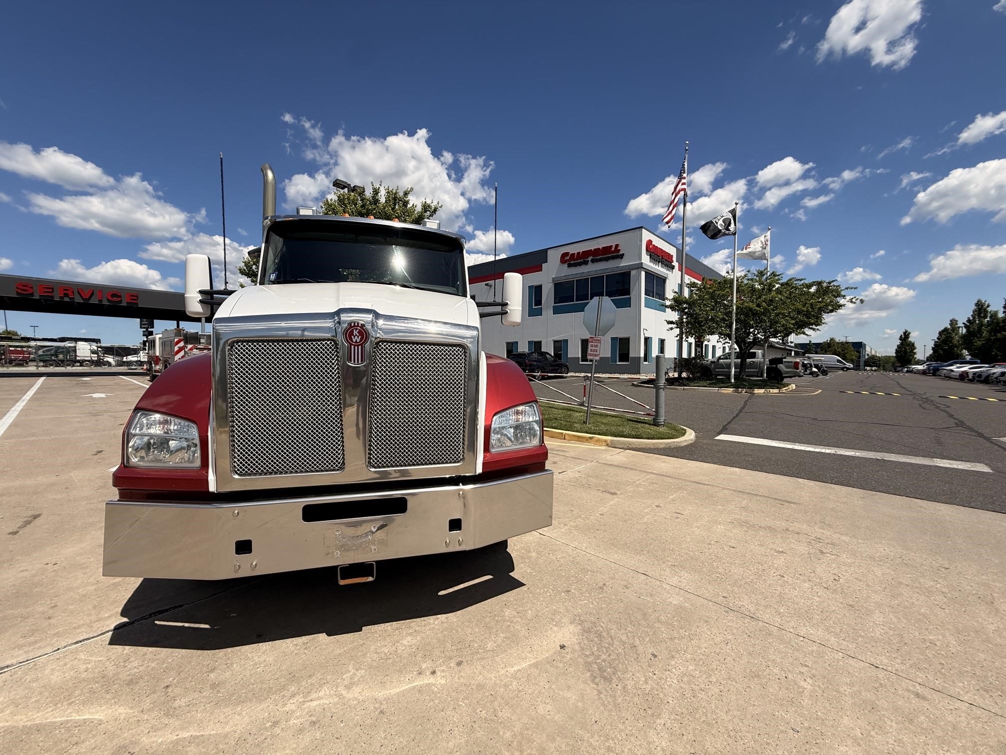 2015 Kenworth T880 — photo 2