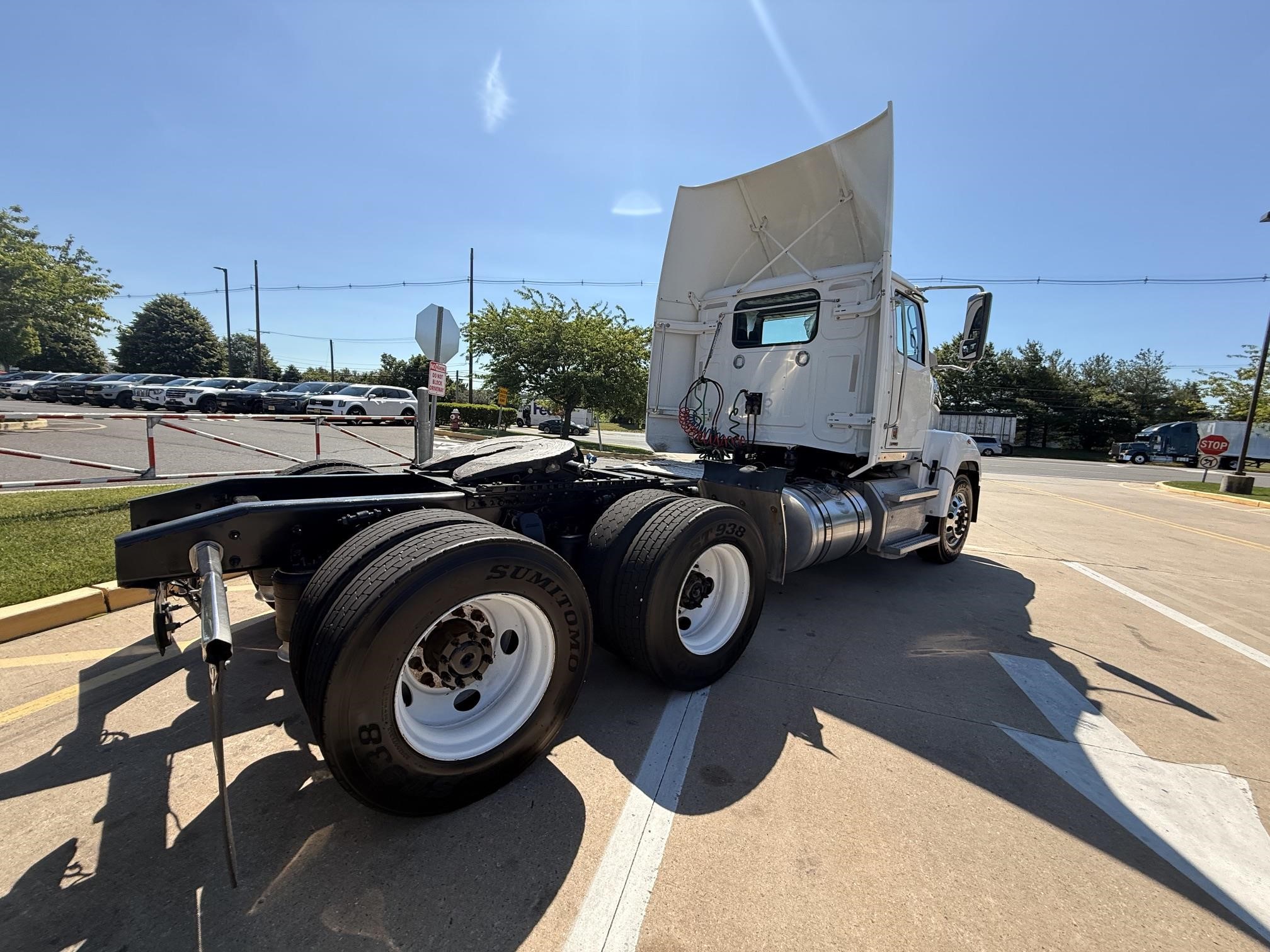 2020 Western Star 4700 — photo 8