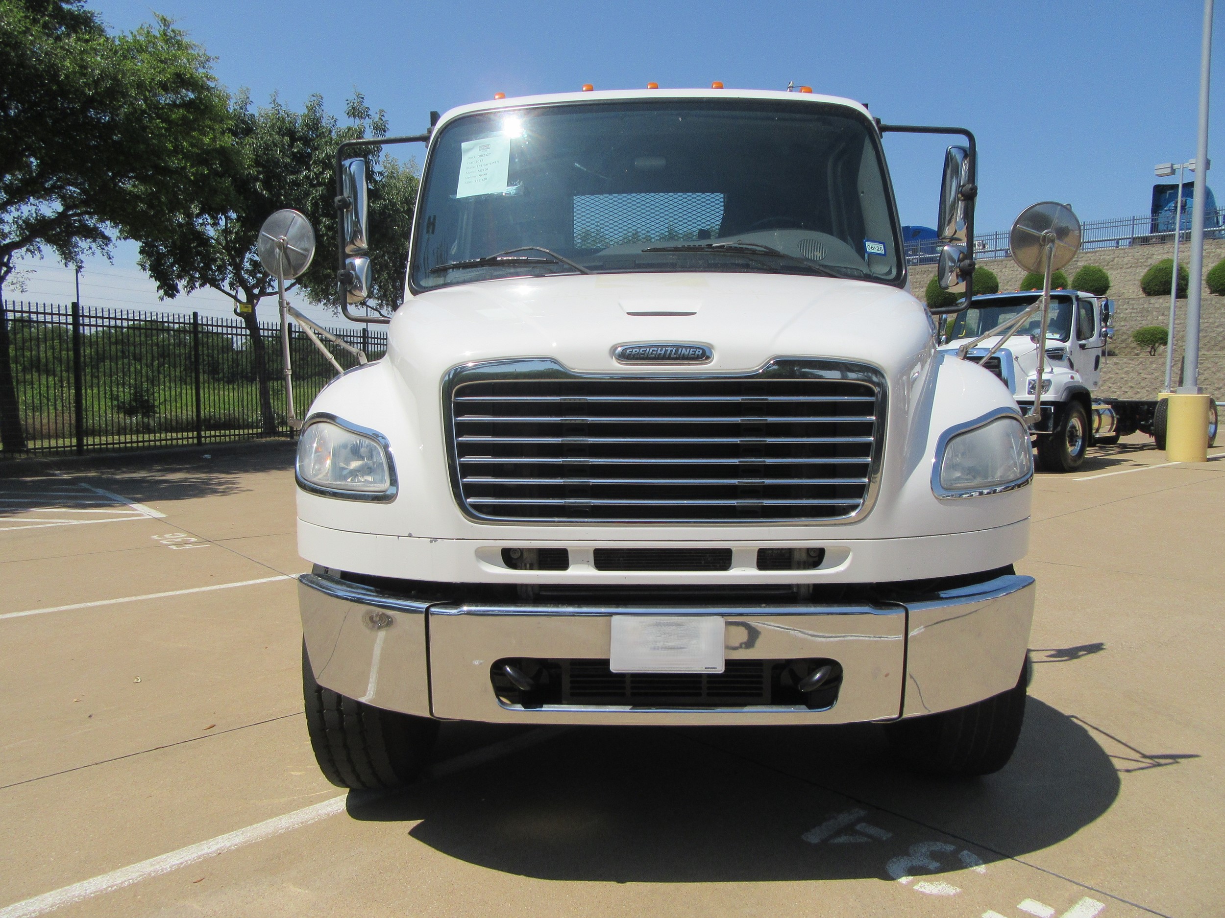 2017 Freightliner eM2 — photo 7
