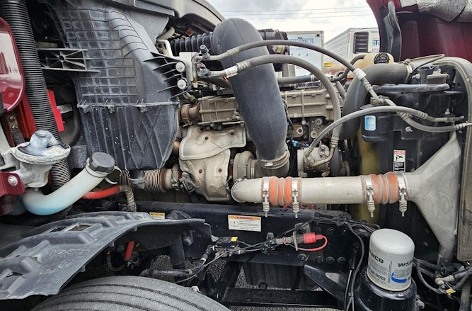 2021 Freightliner Cascadia 126" Sleeper Cab photo 4