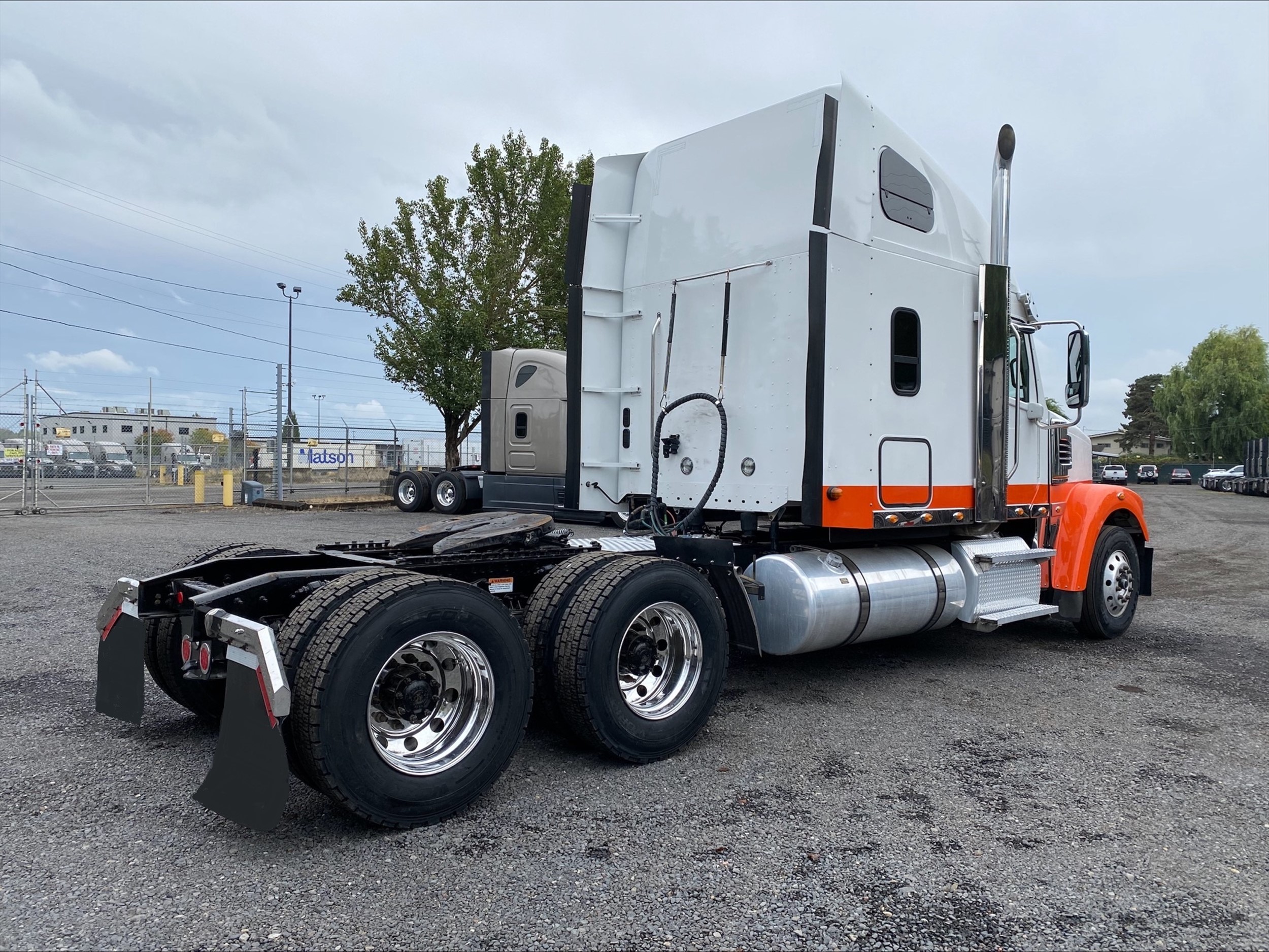 2023 Freightliner 122SD in Portland, OR — photo 6