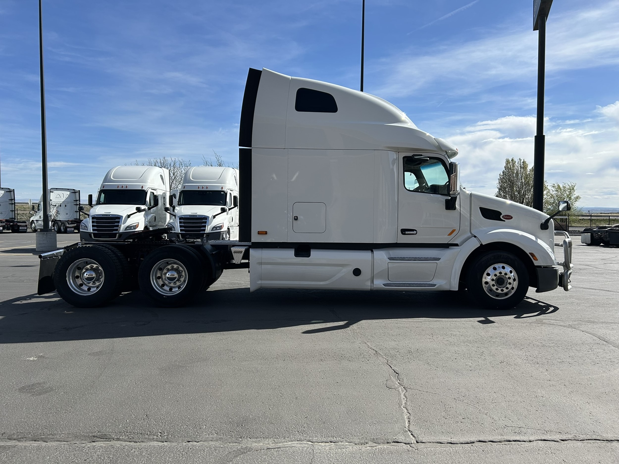 2022 Peterbilt 579 — photo 5