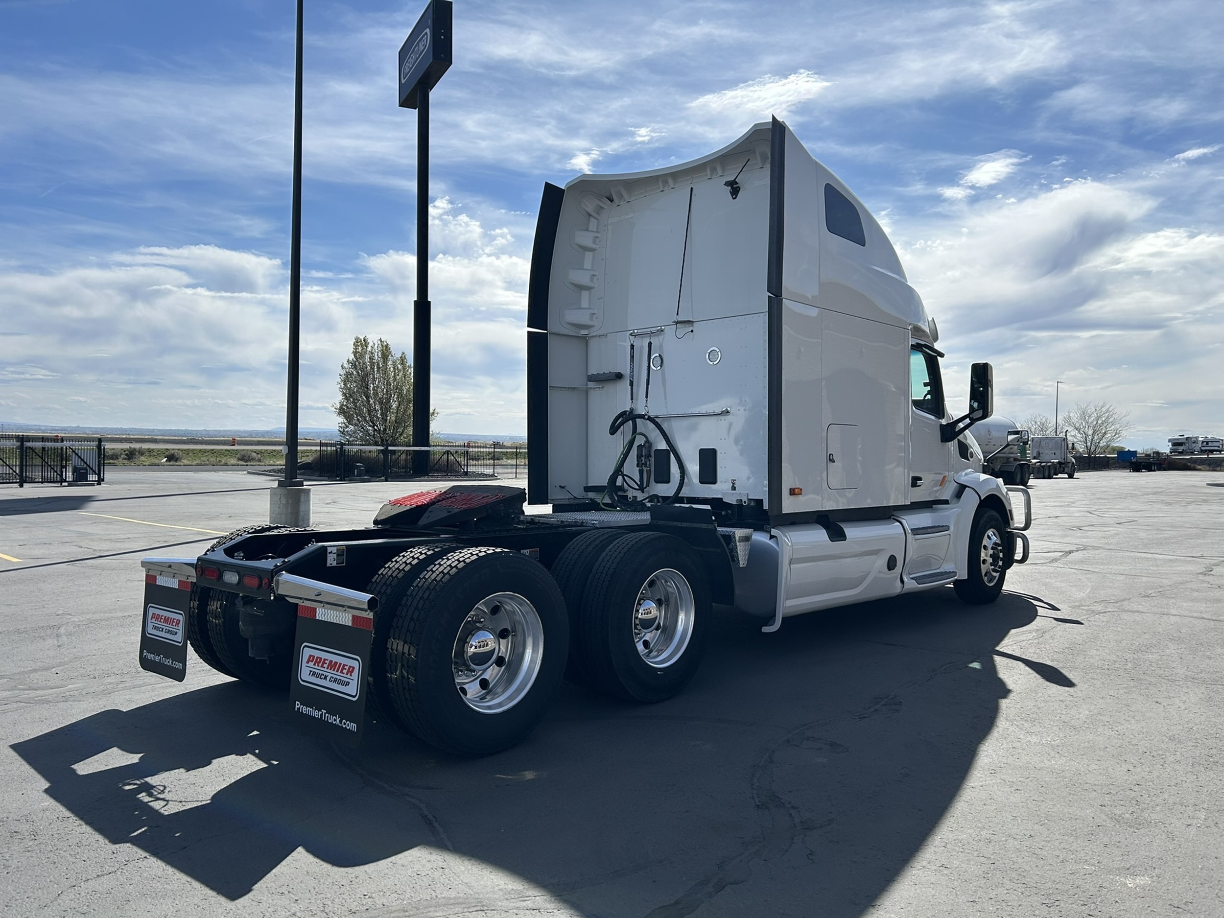 2022 Peterbilt 579 — photo 6