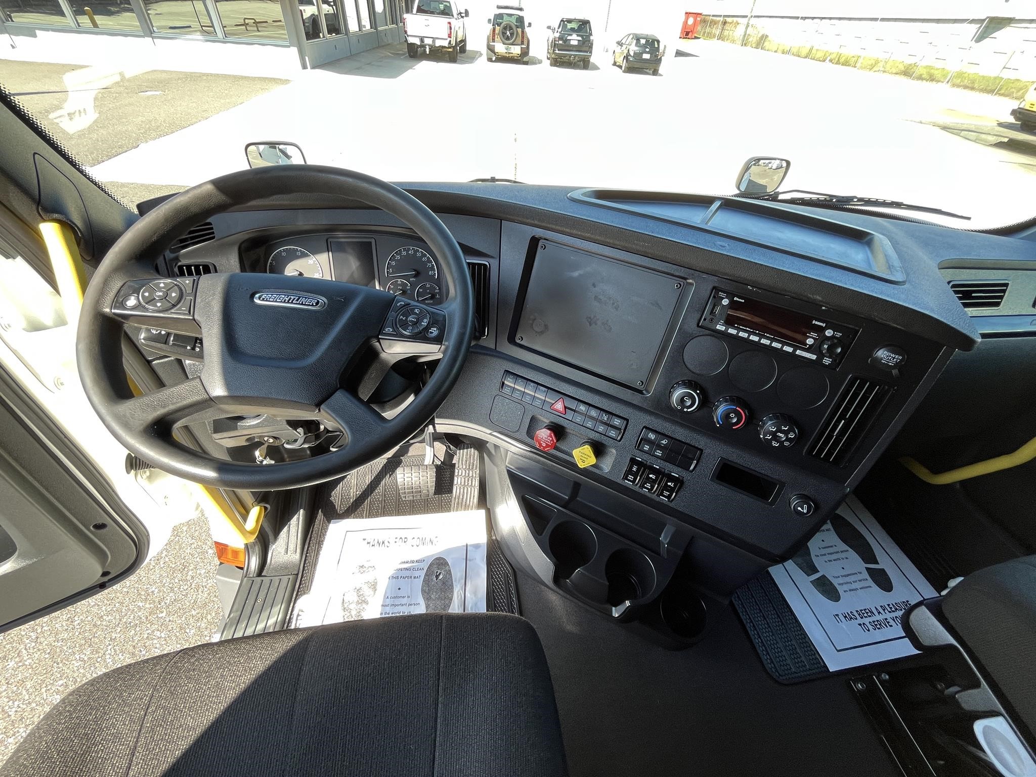 2024 Freightliner Cascadia in Jacksonville, FL — photo 7