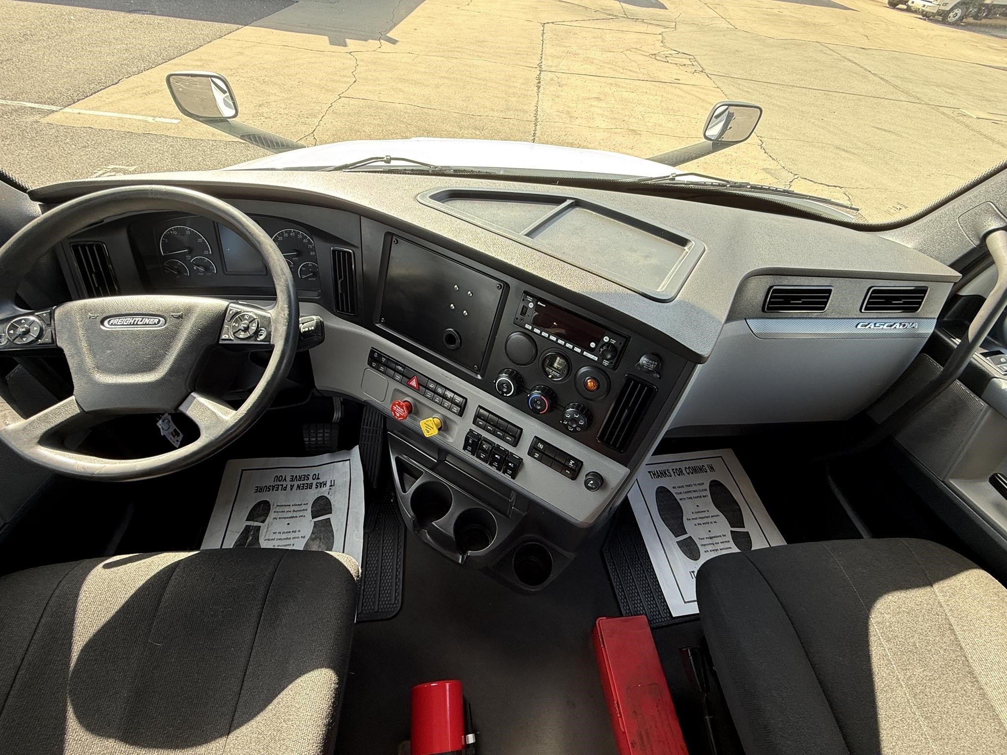 2022 Freightliner Cascadia in Jacksonville, FL — photo 7