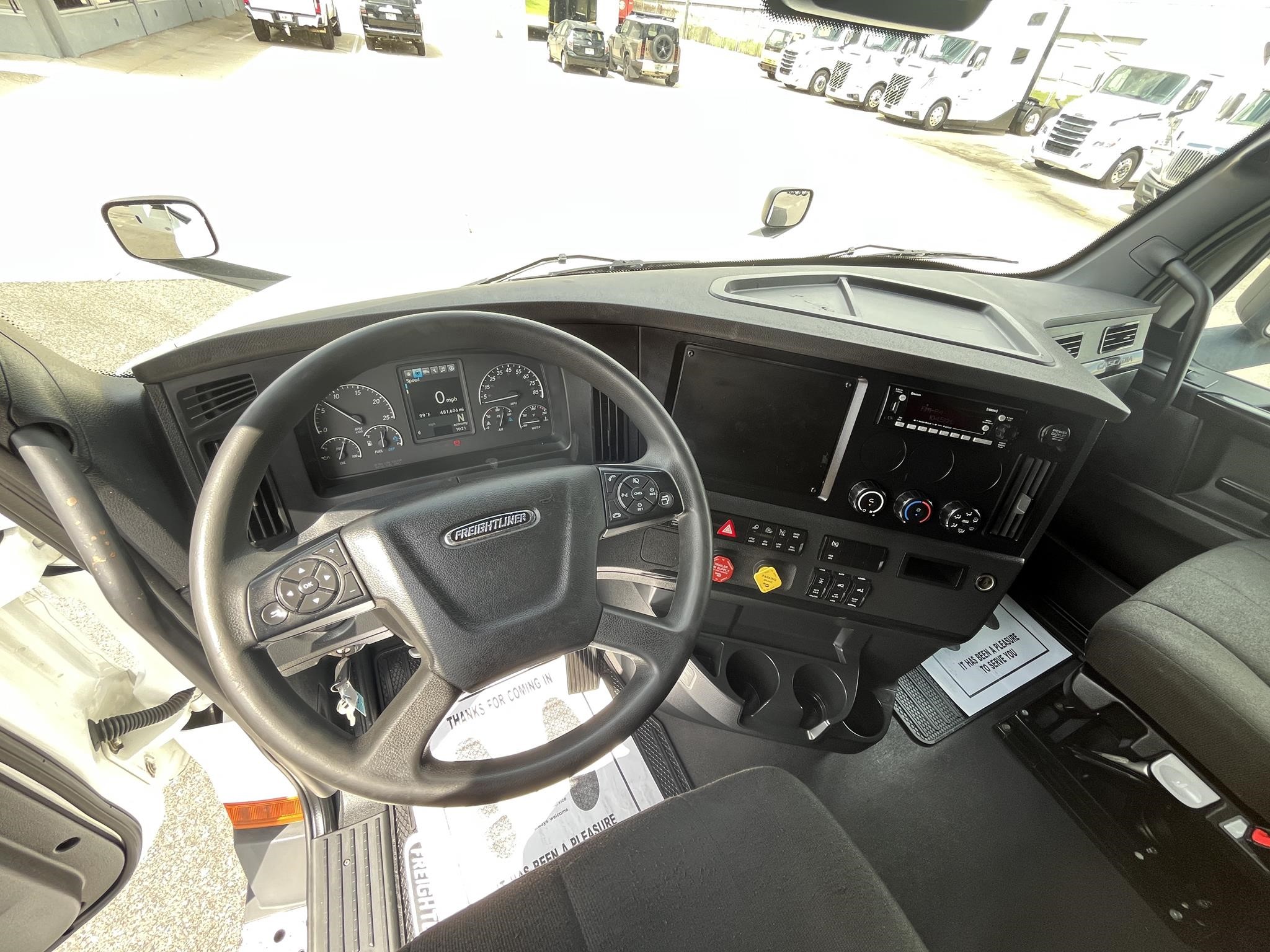2023 Freightliner Cascadia in Jacksonville, FL — photo 6