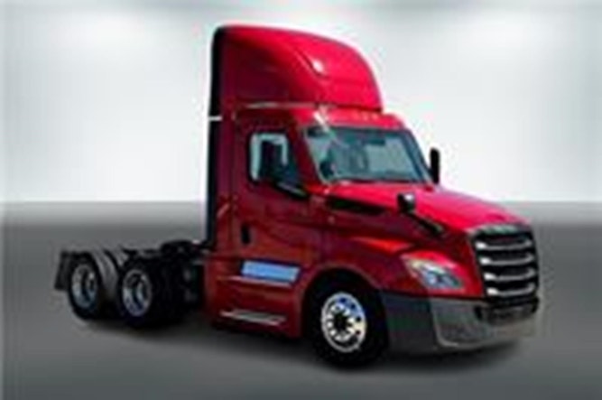 2021 Freightliner Cascadia 126" Day cab photo 2