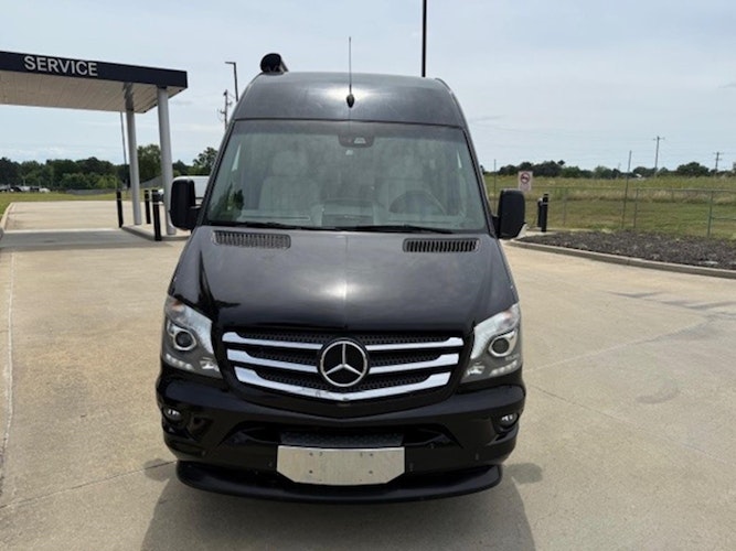 2016 Mercedes Benz Sprinter 3500 photo 2