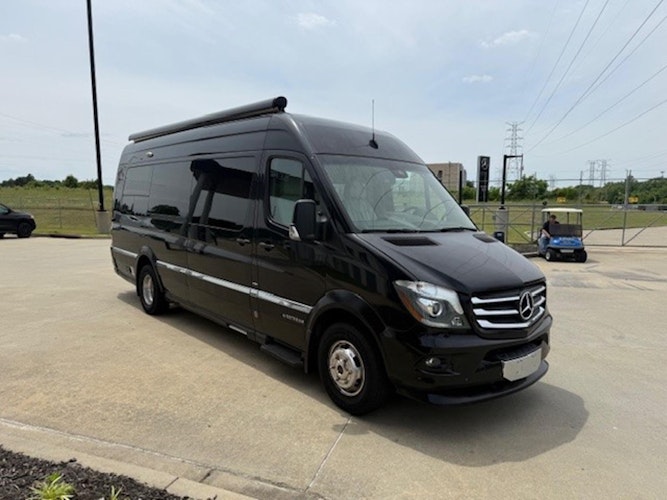 2016 Mercedes Benz Sprinter 3500 photo 3