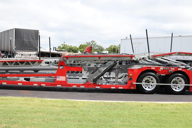 2022 Peterbilt 389 photo 3