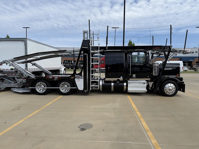 2022 Western Star 4900 photo 2