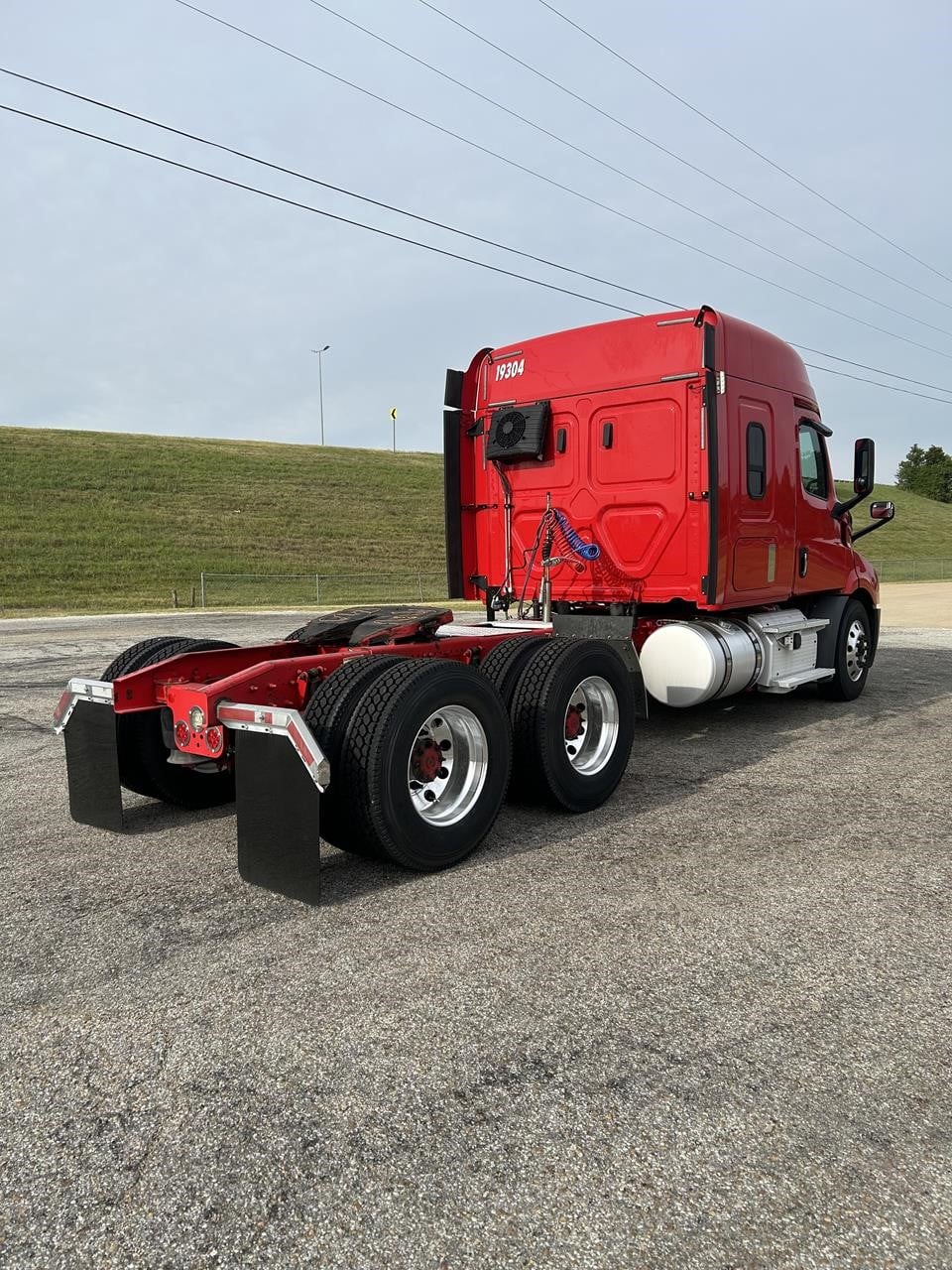 2019 Freightliner Cascadia — photo 4