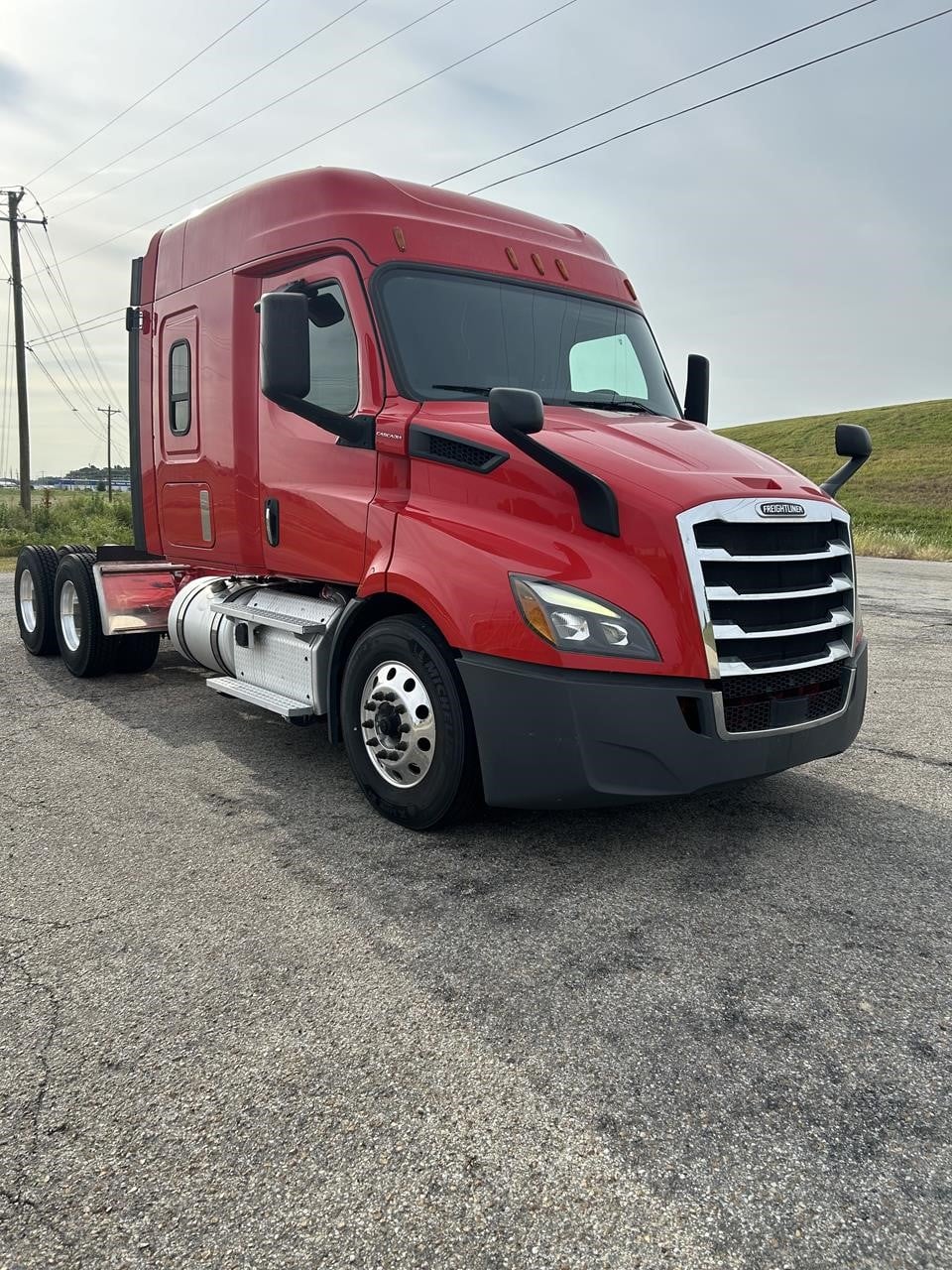 2019 Freightliner Cascadia — photo 6