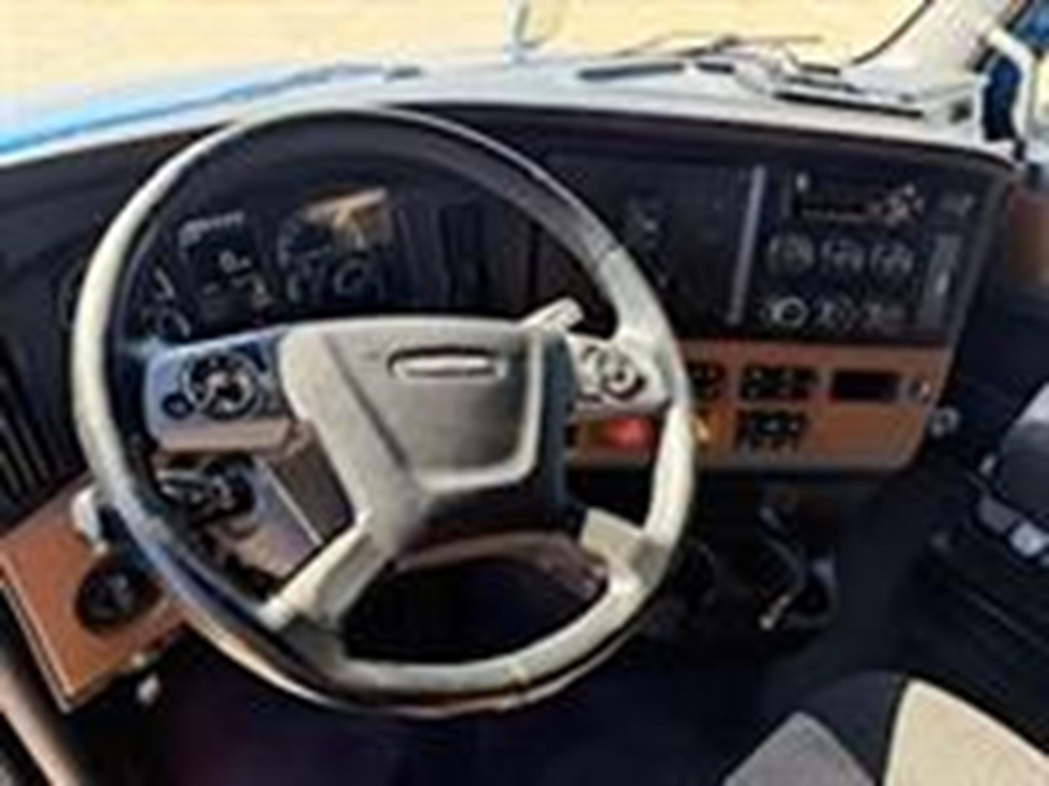 2021 Freightliner in Memphis, TN — photo 7