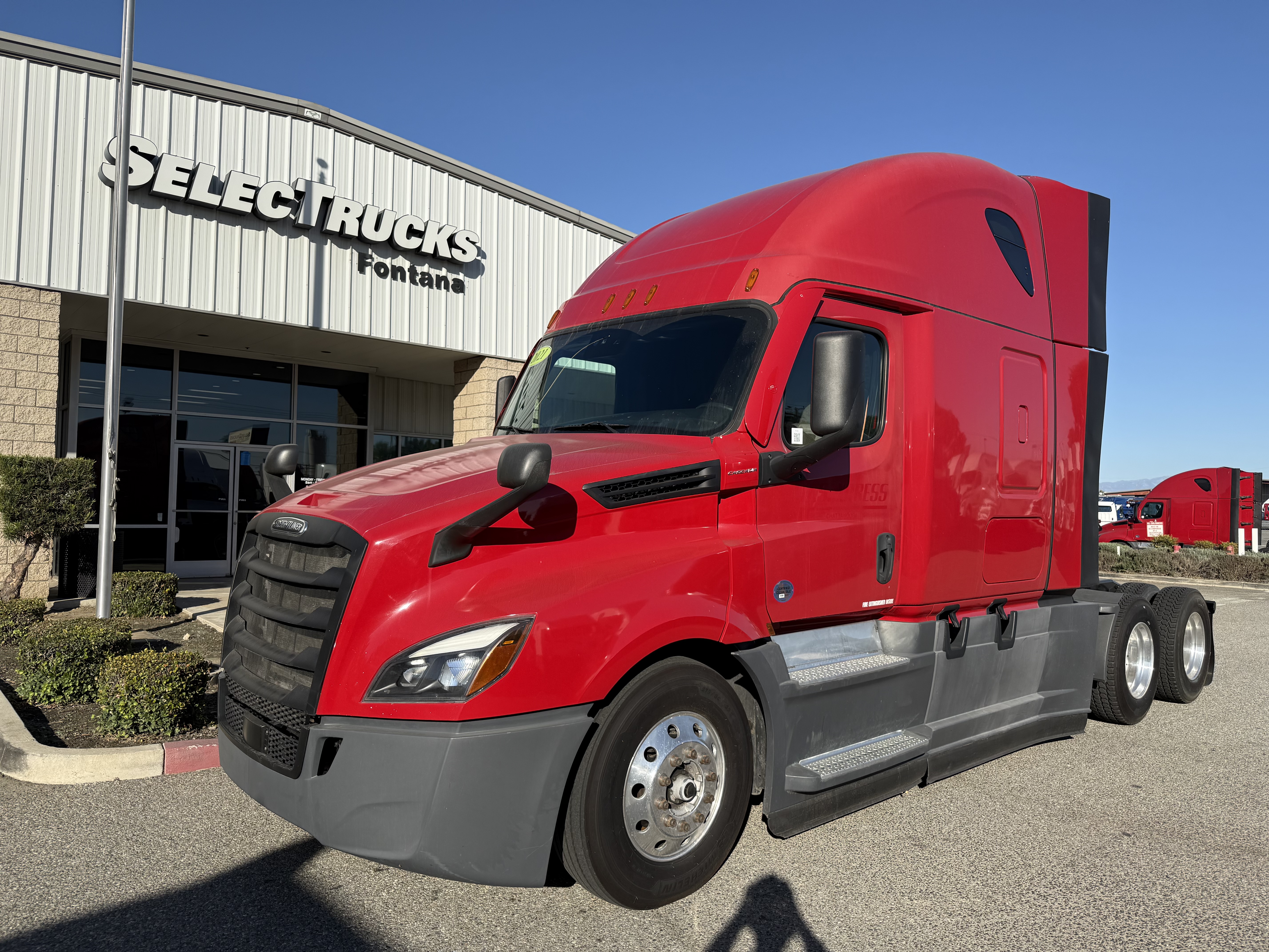 2021 Freightliner Cascadia in Fontana, CA