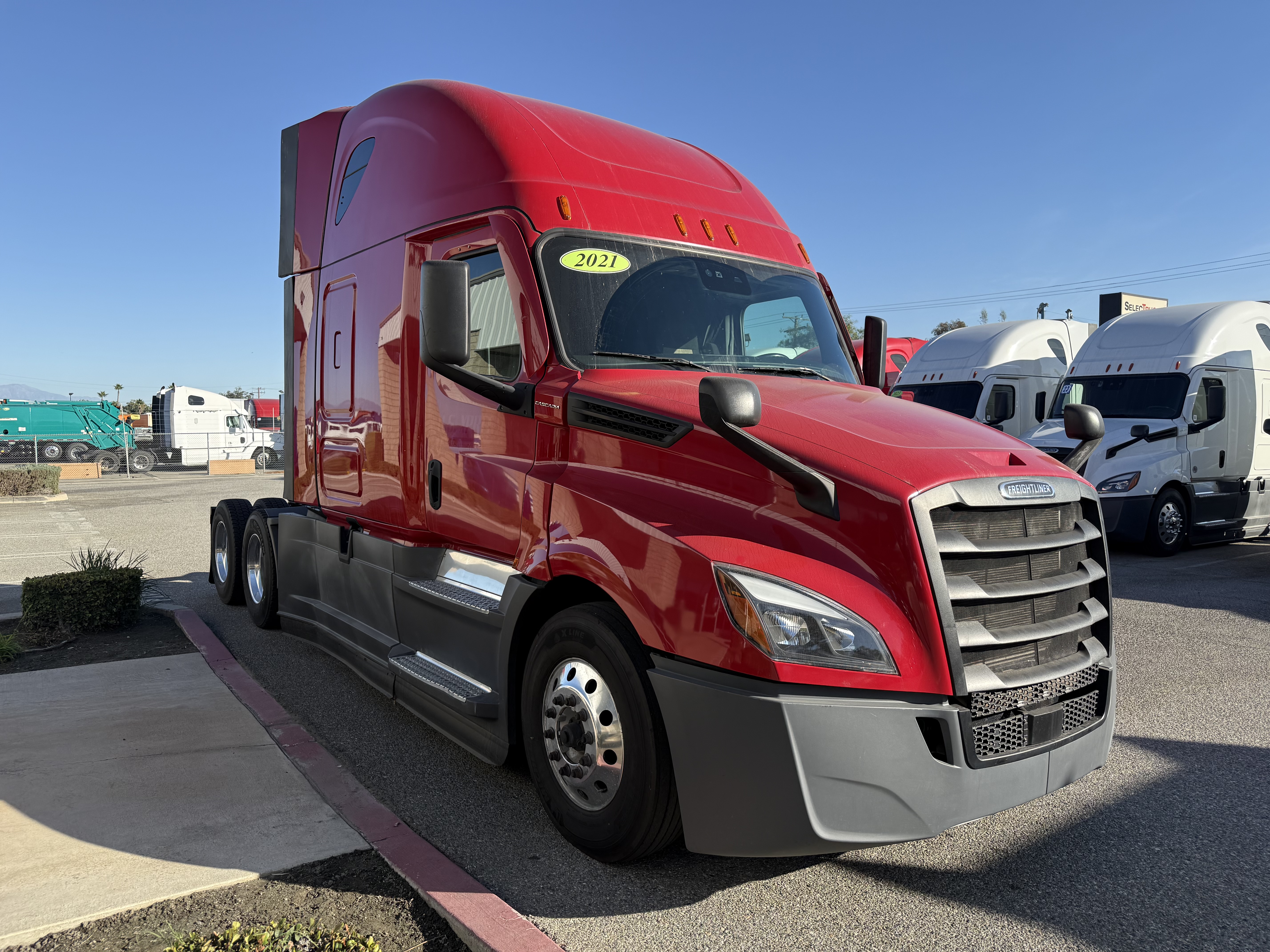 2021 Freightliner Cascadia in Fontana, CA — photo 8