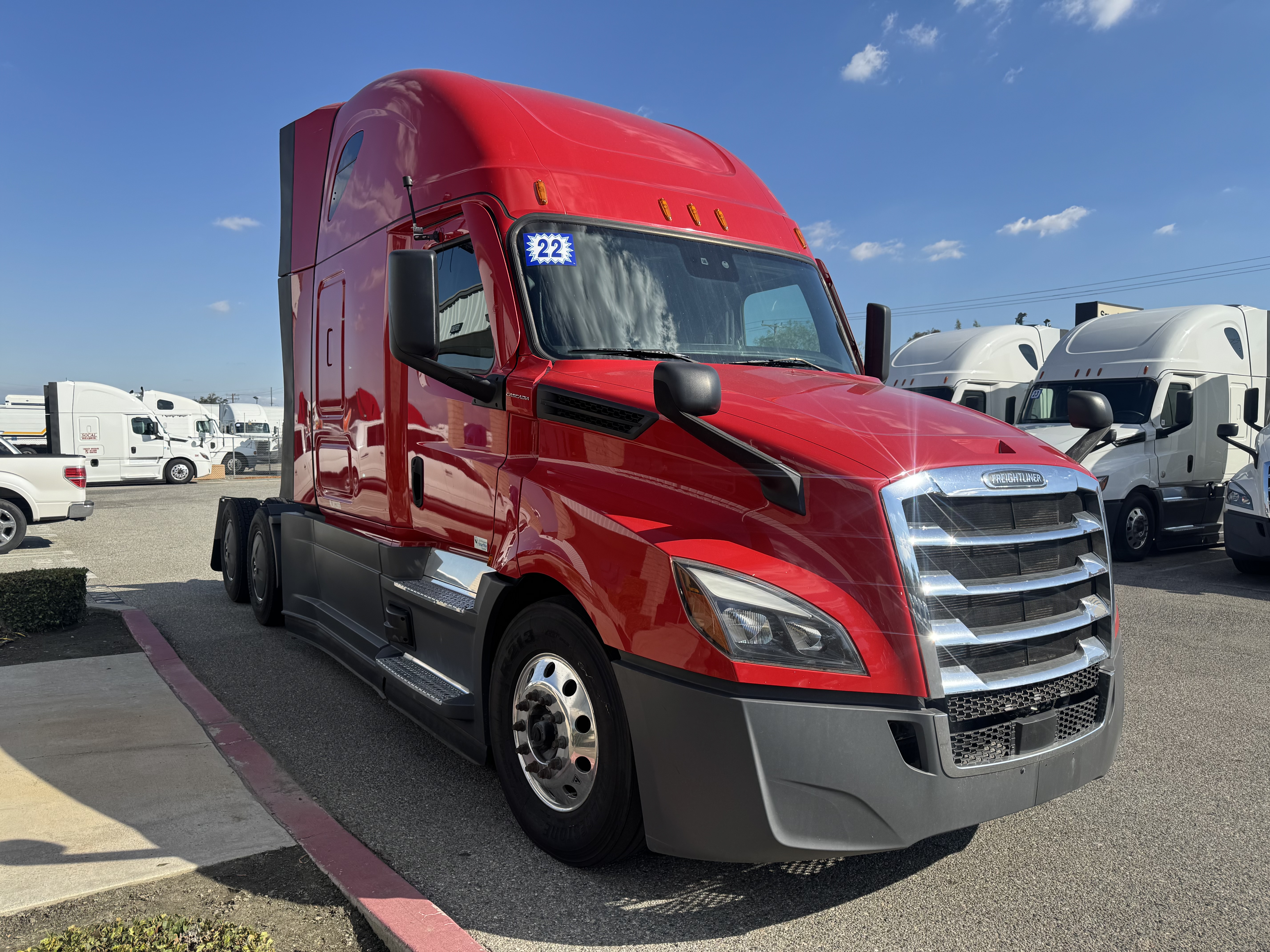 2022 Freightliner Cascadia in Fontana, CA — photo 6