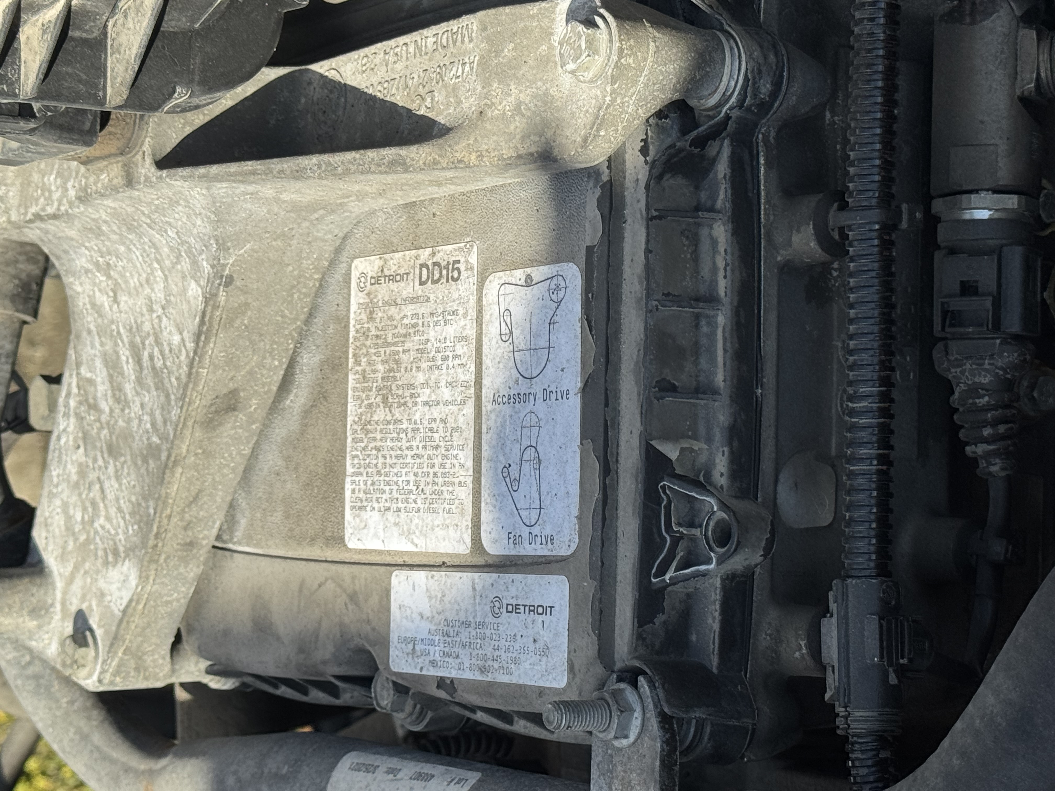 2022 Freightliner Cascadia in Fontana, CA — photo 8