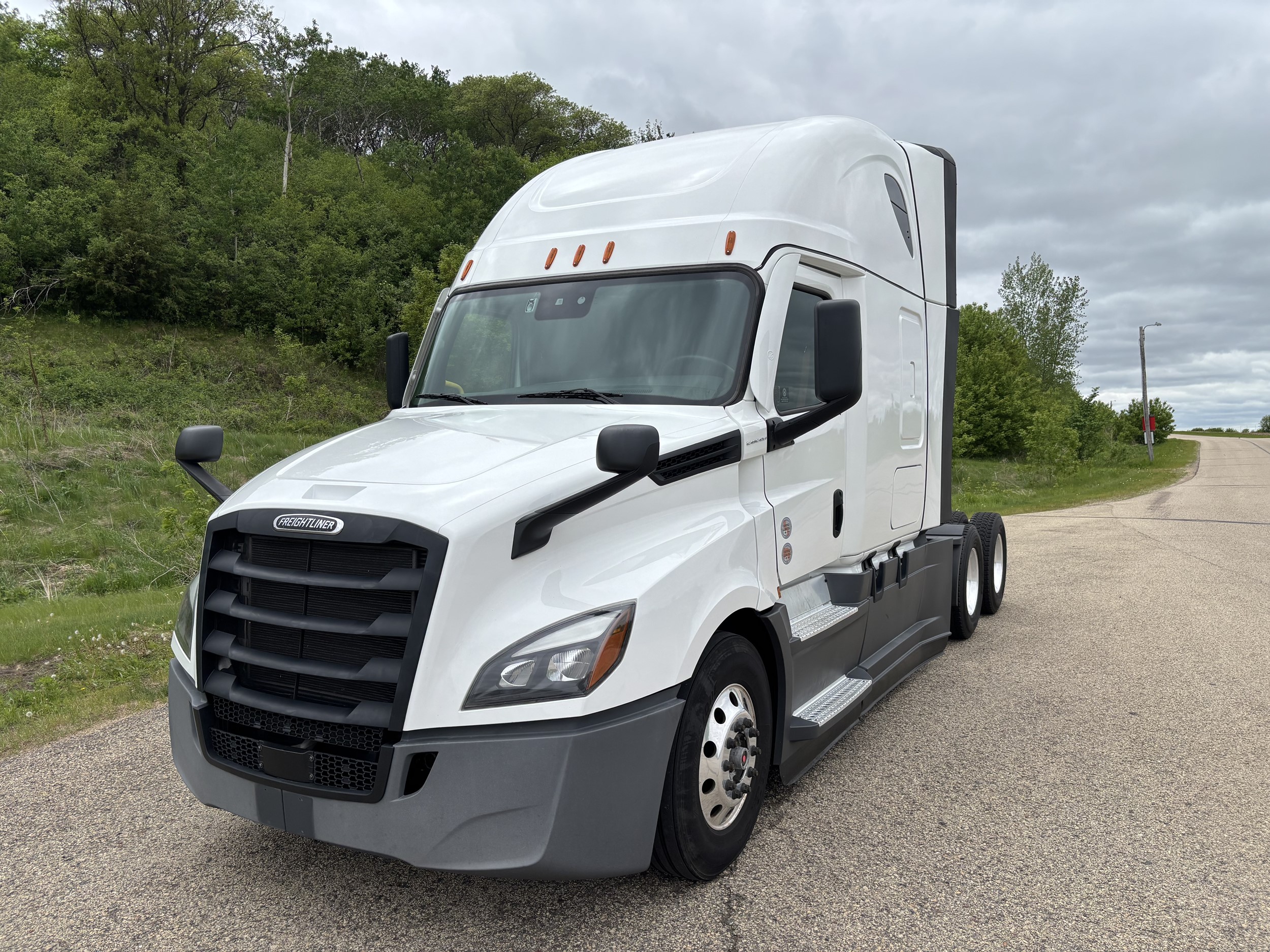 2025 Freightliner Cascadia