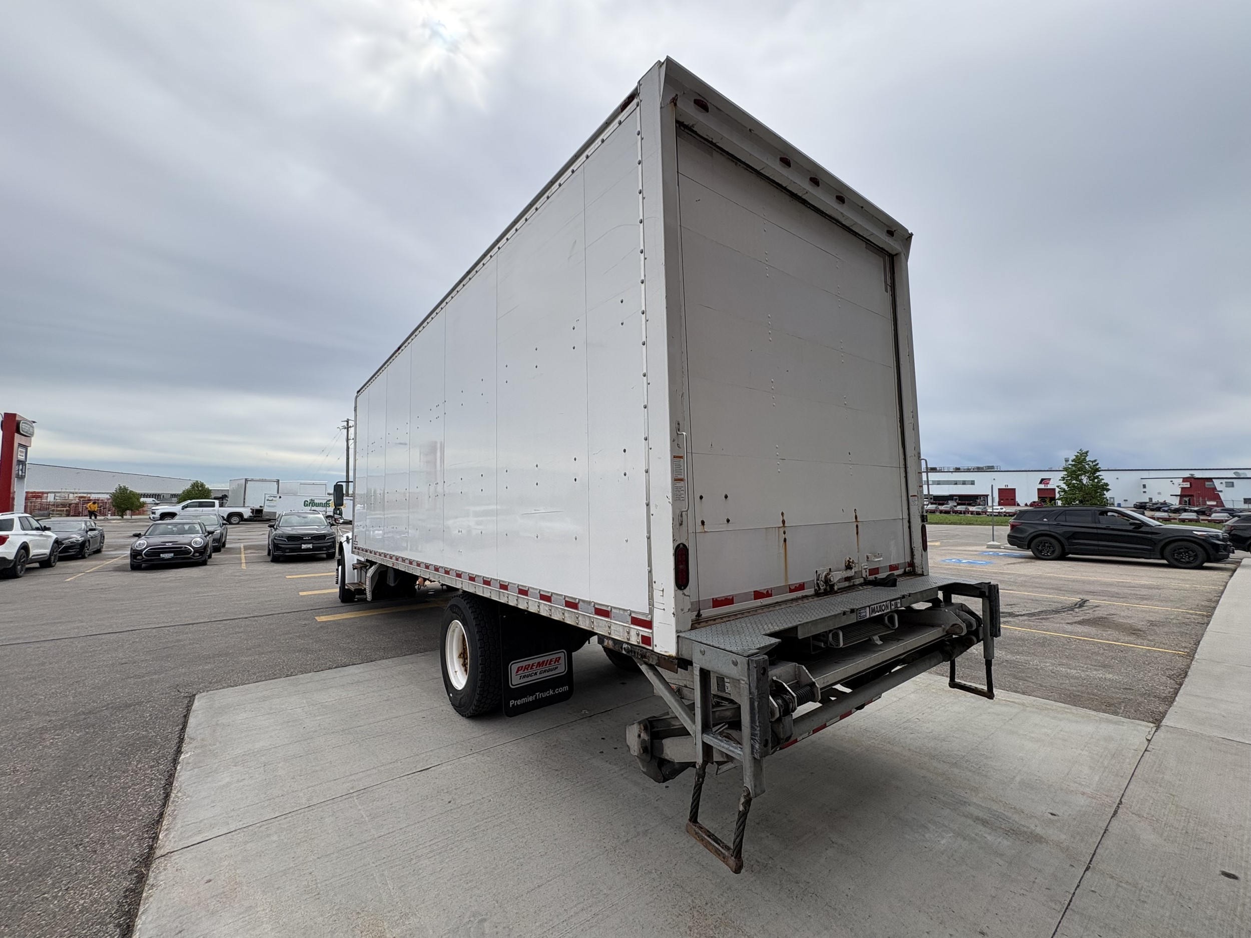 2019 Freightliner eM2 — photo 7