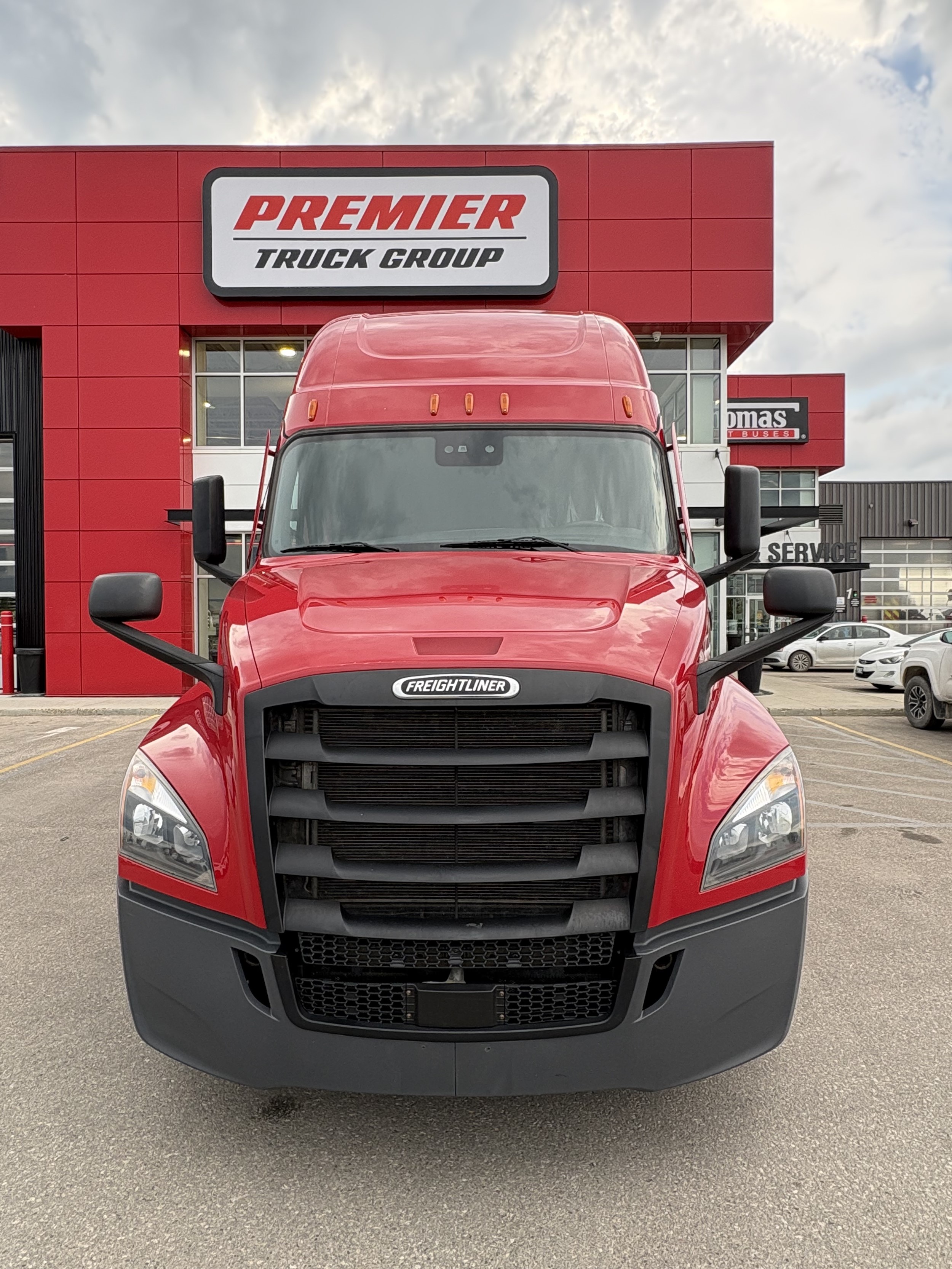 2023 Freightliner — photo 2