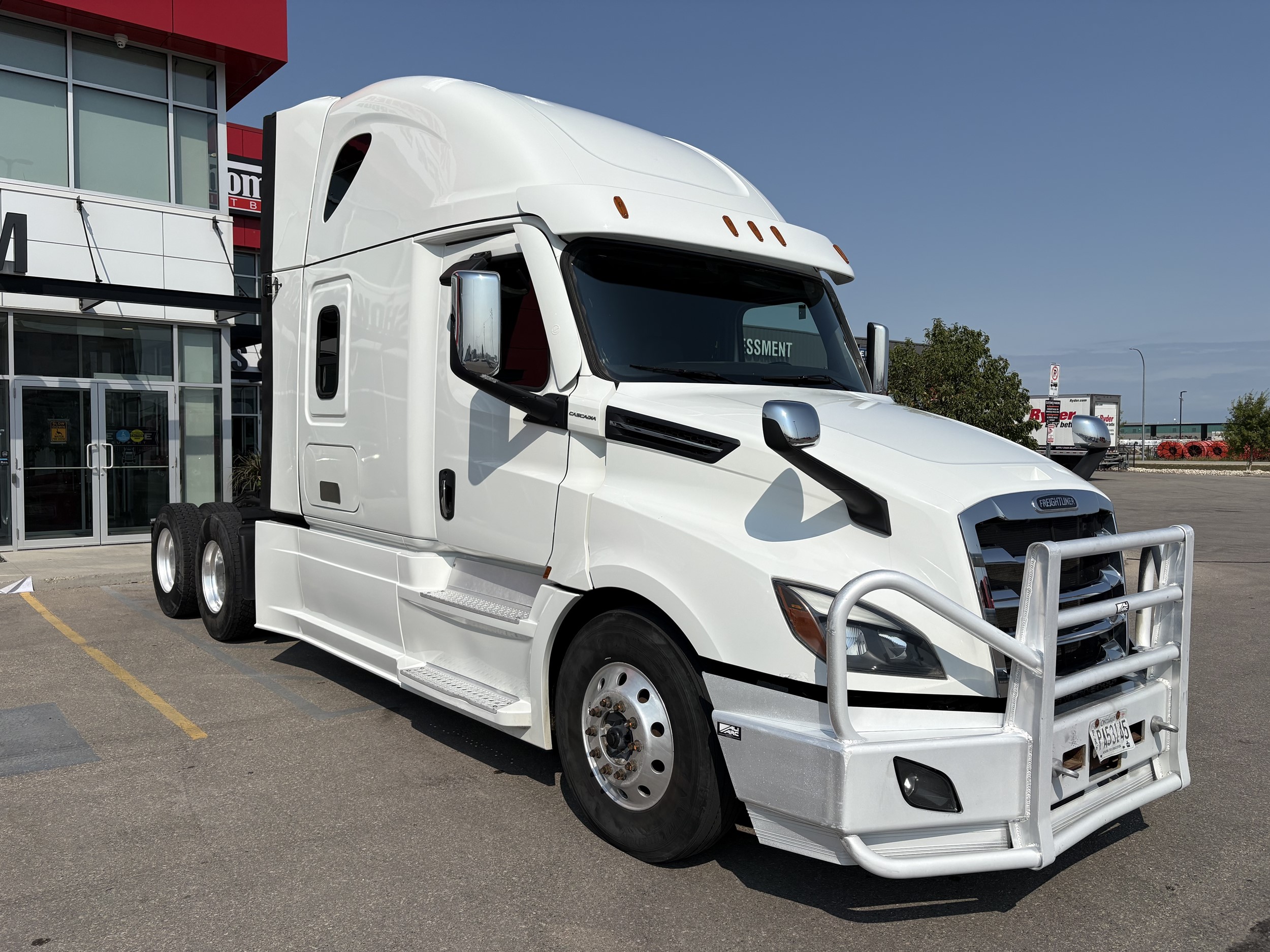 2023 Freightliner — photo 3