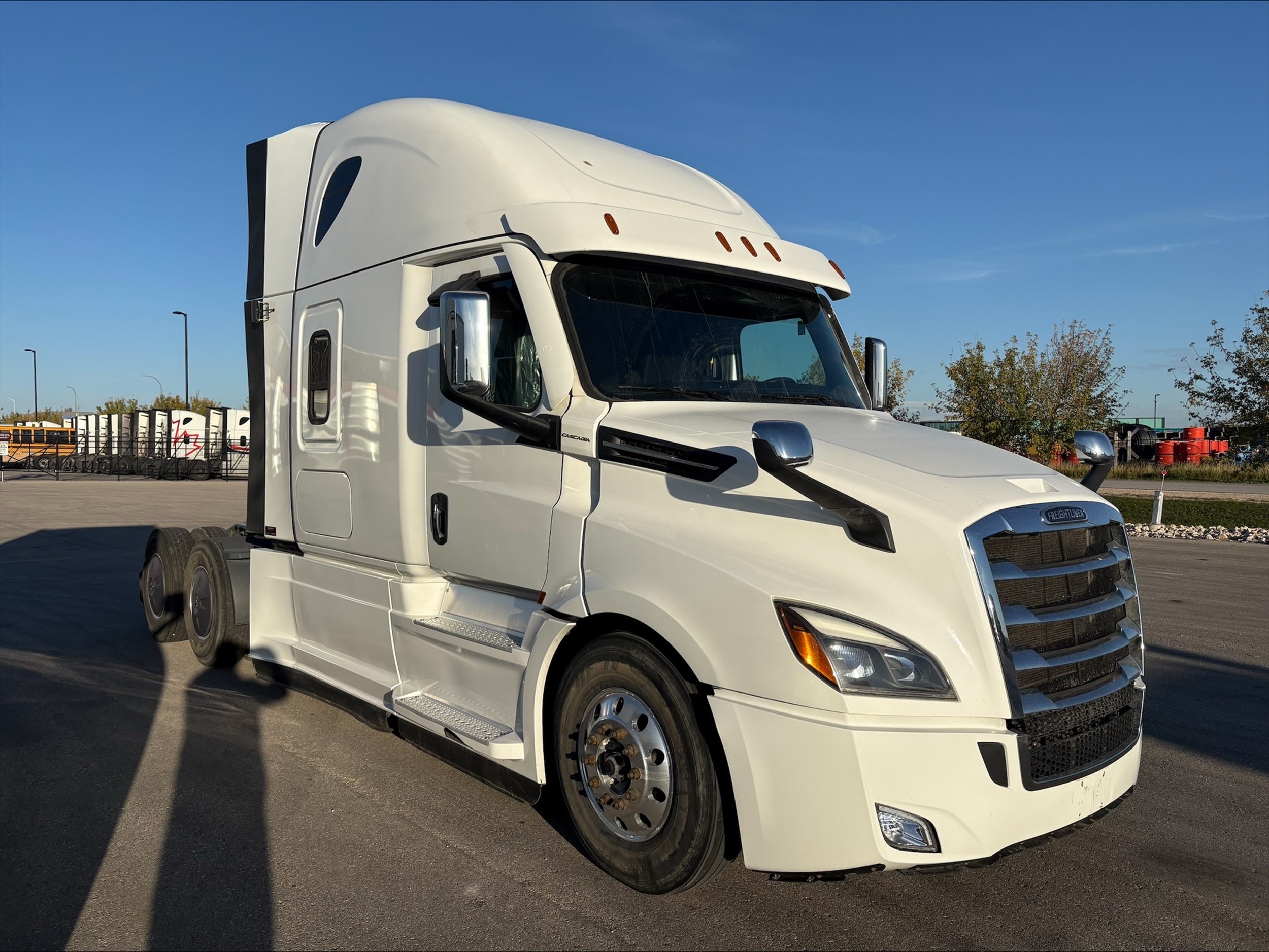 2023 Freightliner — photo 3