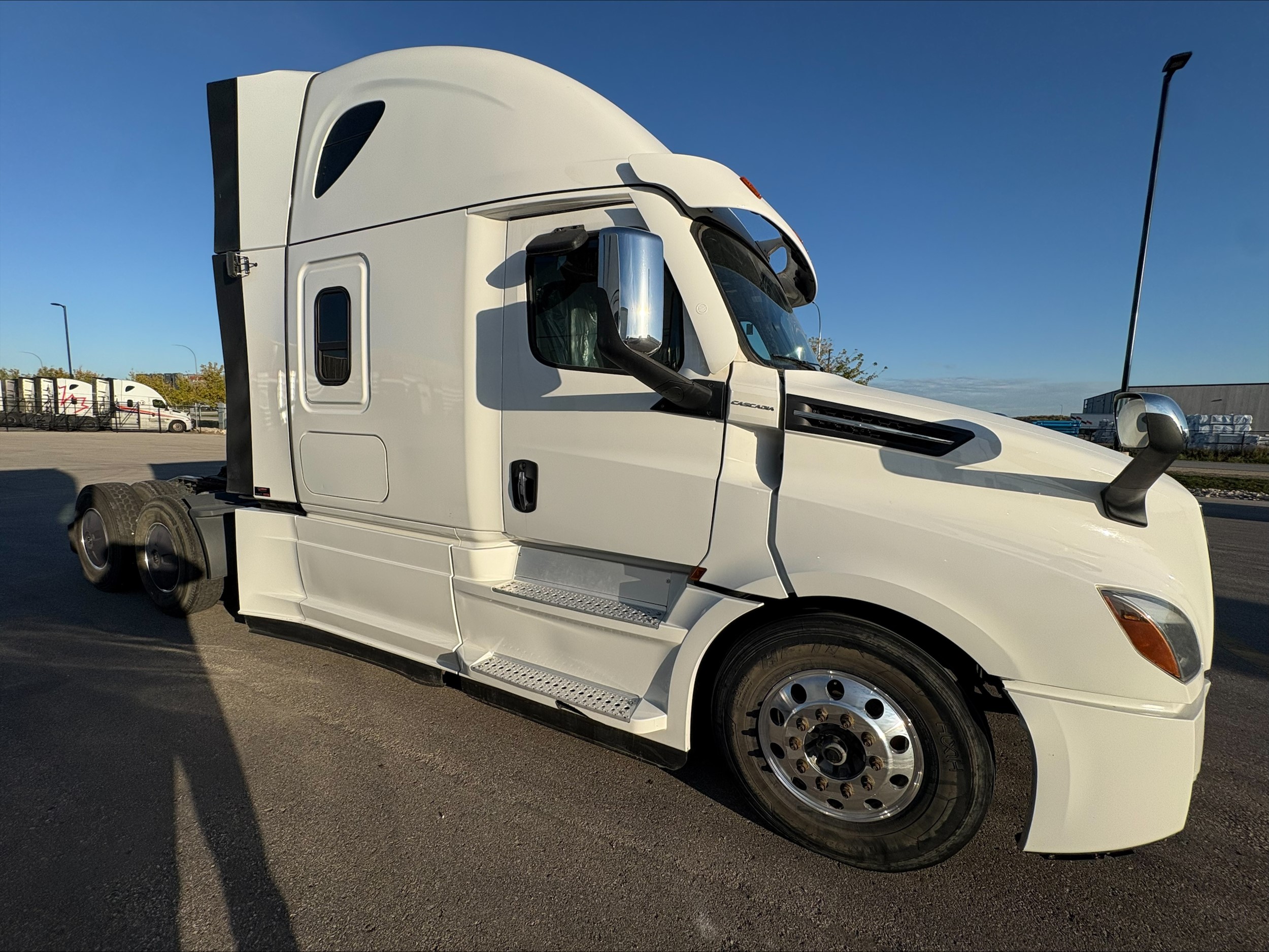2023 Freightliner — photo 4