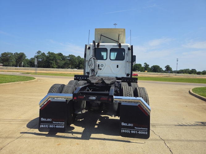 2019 Freightliner Cascadia 125" Sleeper Cab photo 4