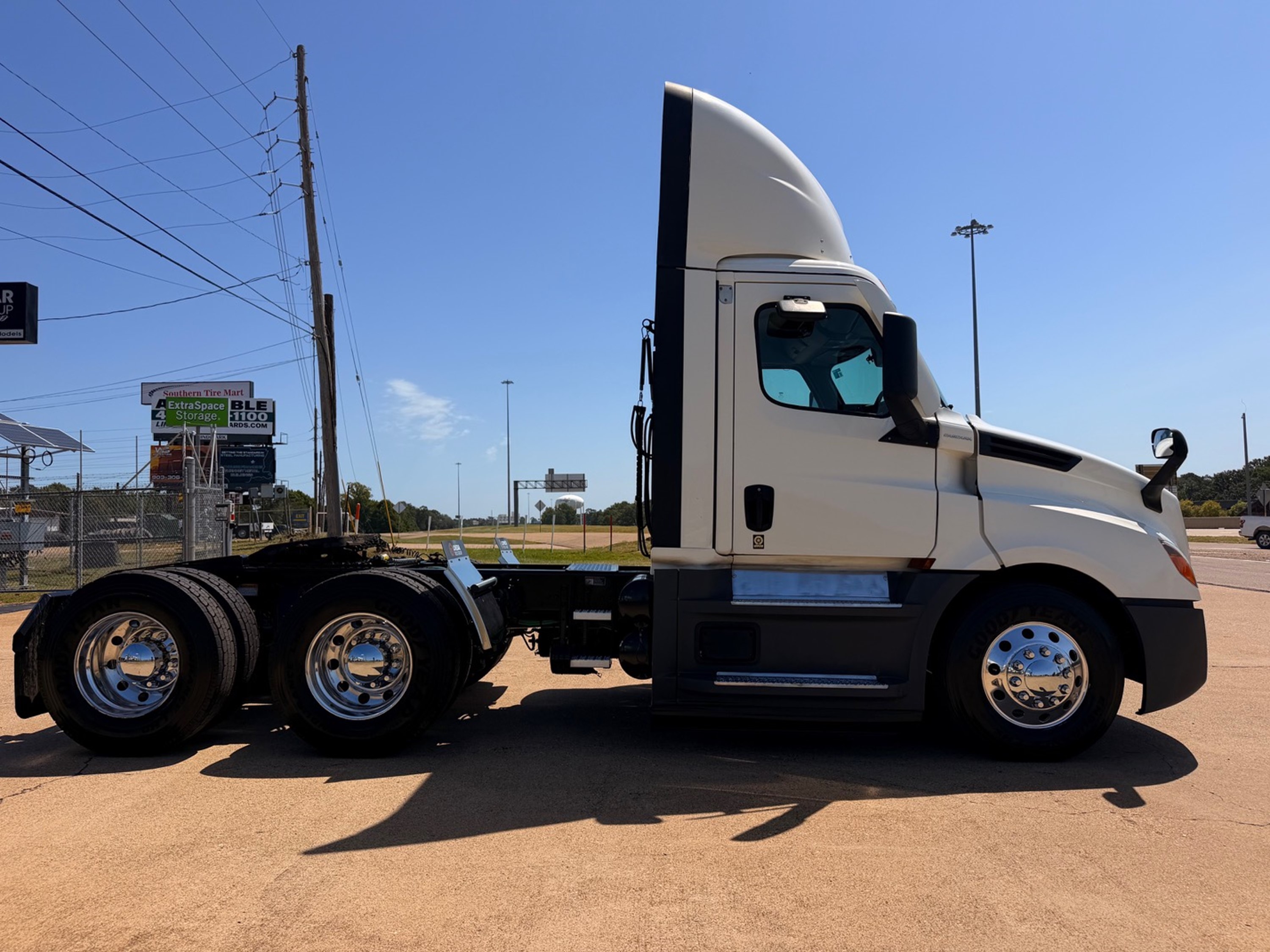 2022 Freightliner — photo 4