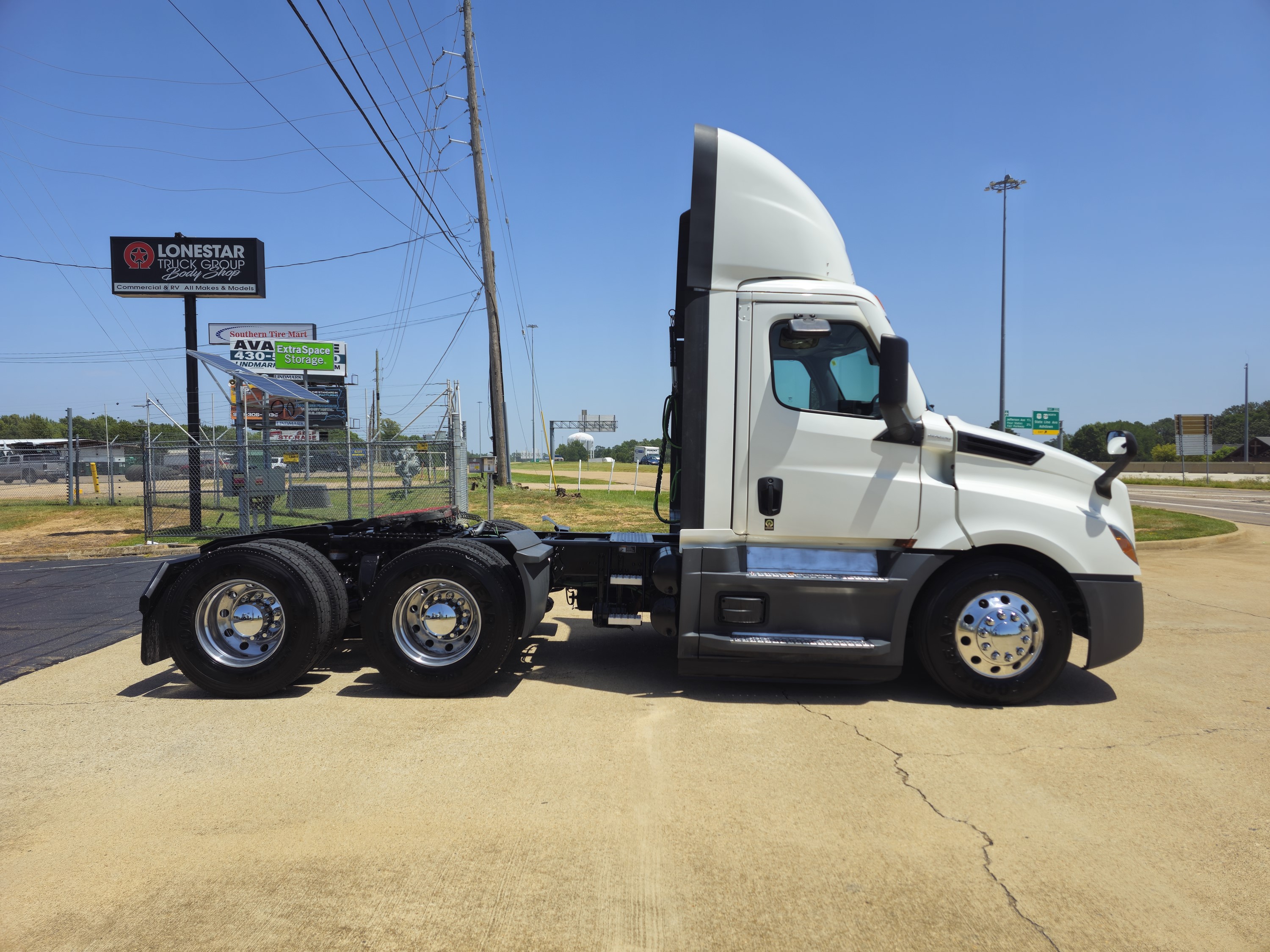 2022 Freightliner — photo 6