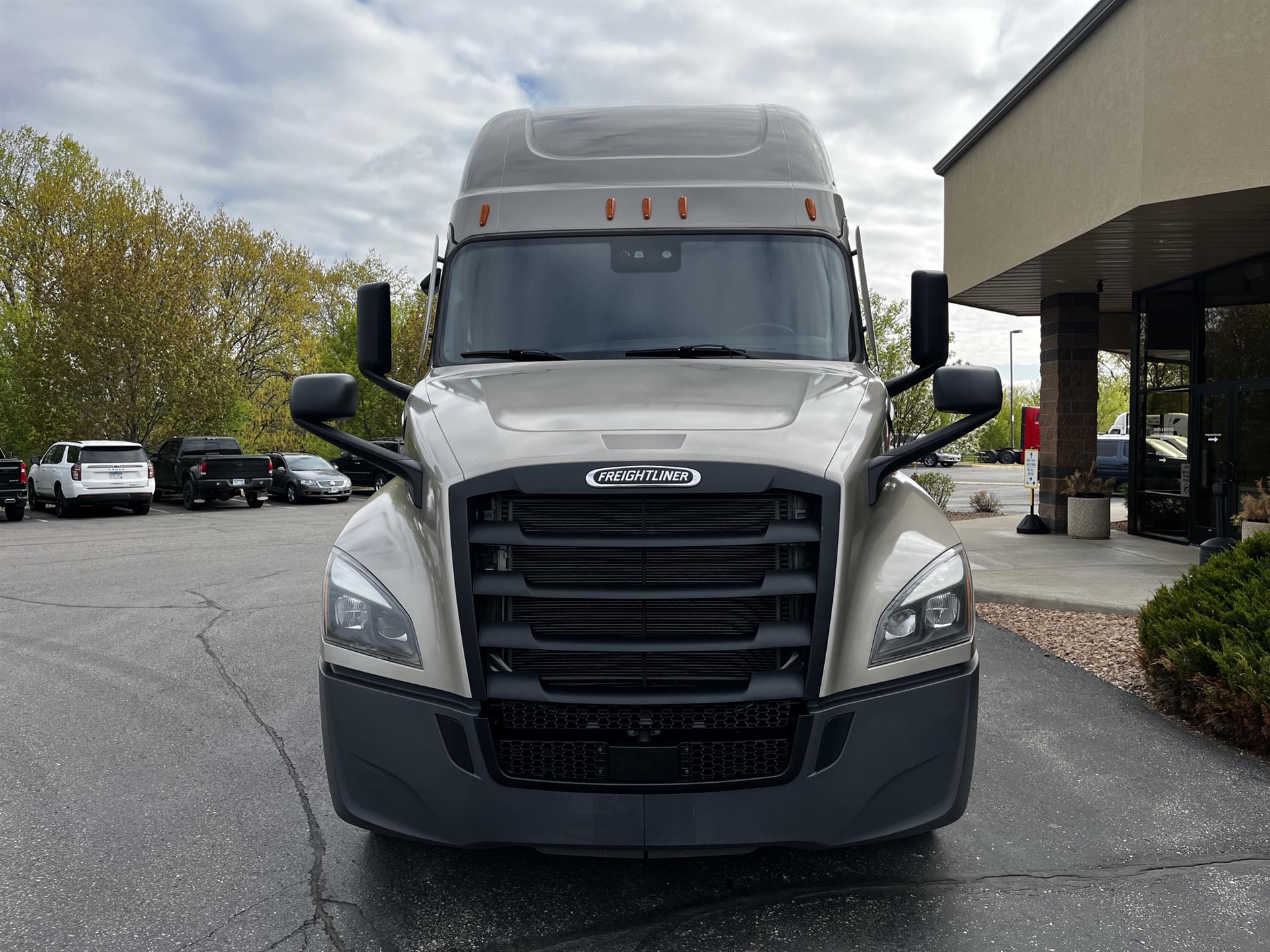 2024 Freightliner Cascadia — photo 5