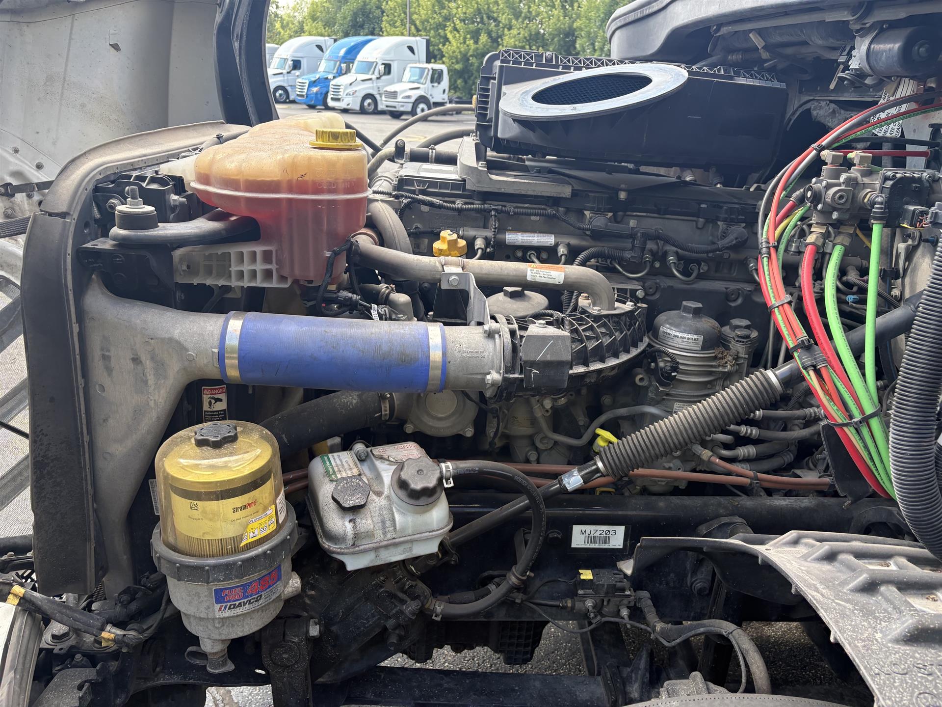 2021 Freightliner Cascadia — photo 6